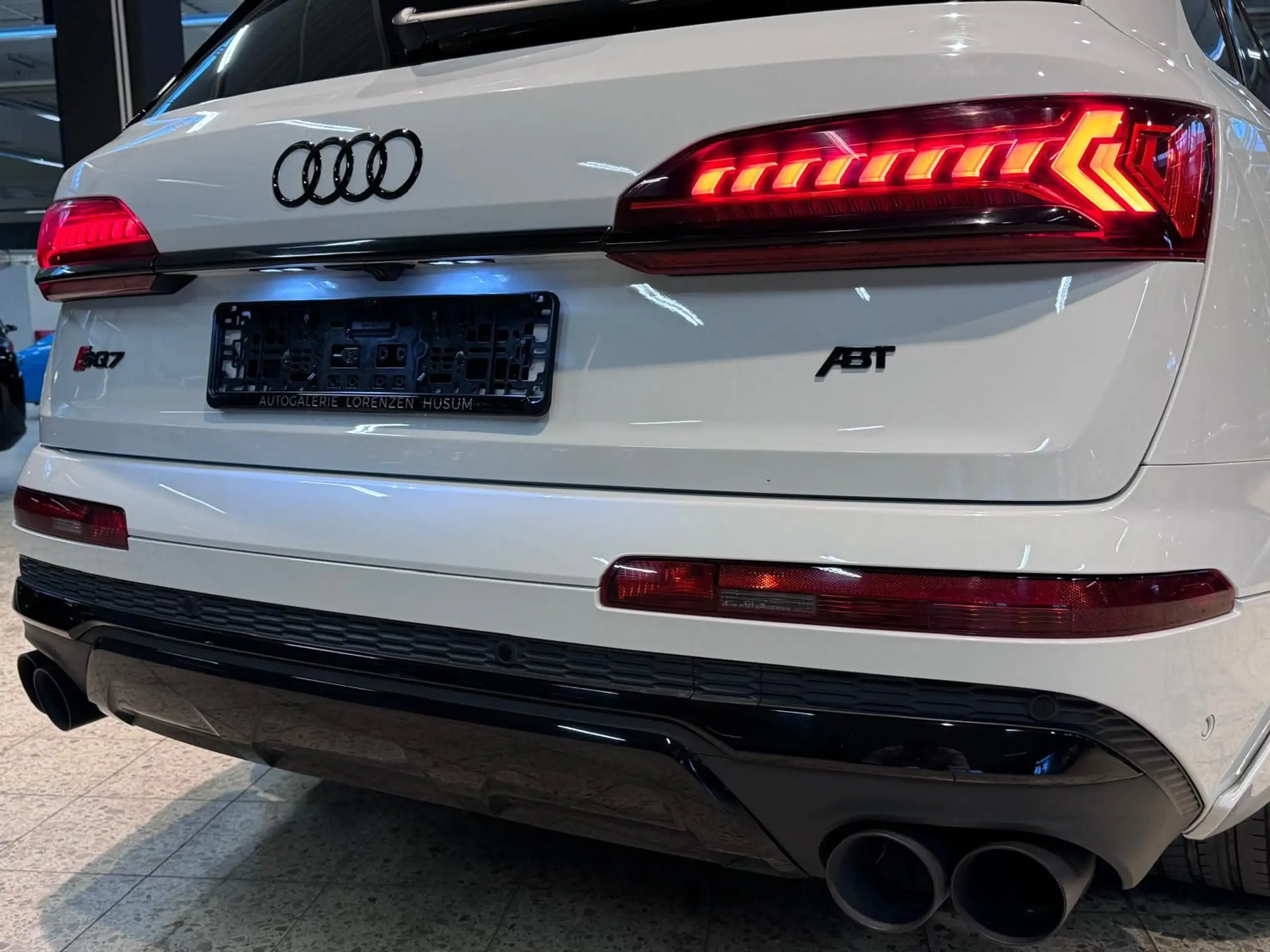 Audi - SQ7