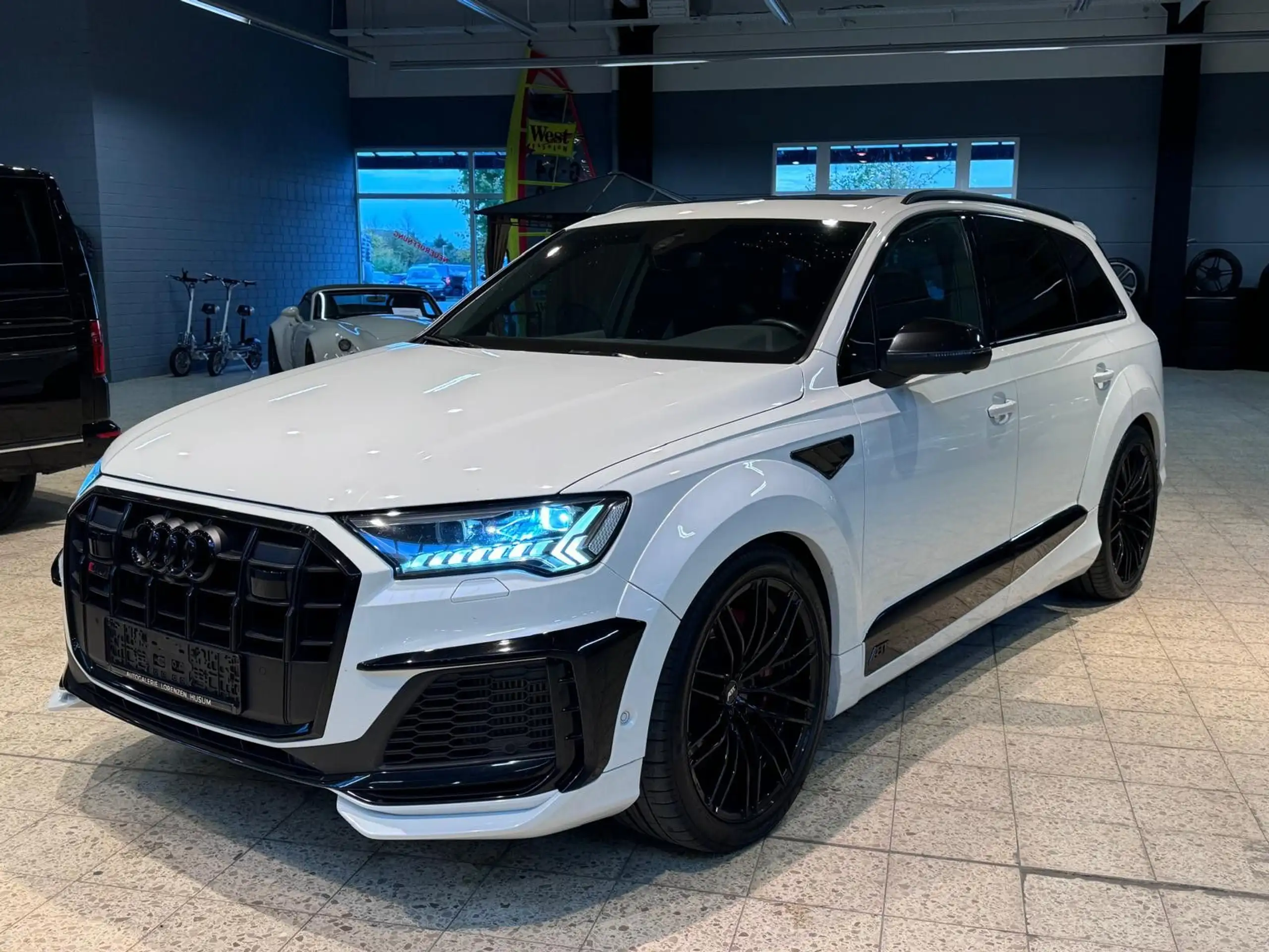 Audi - SQ7