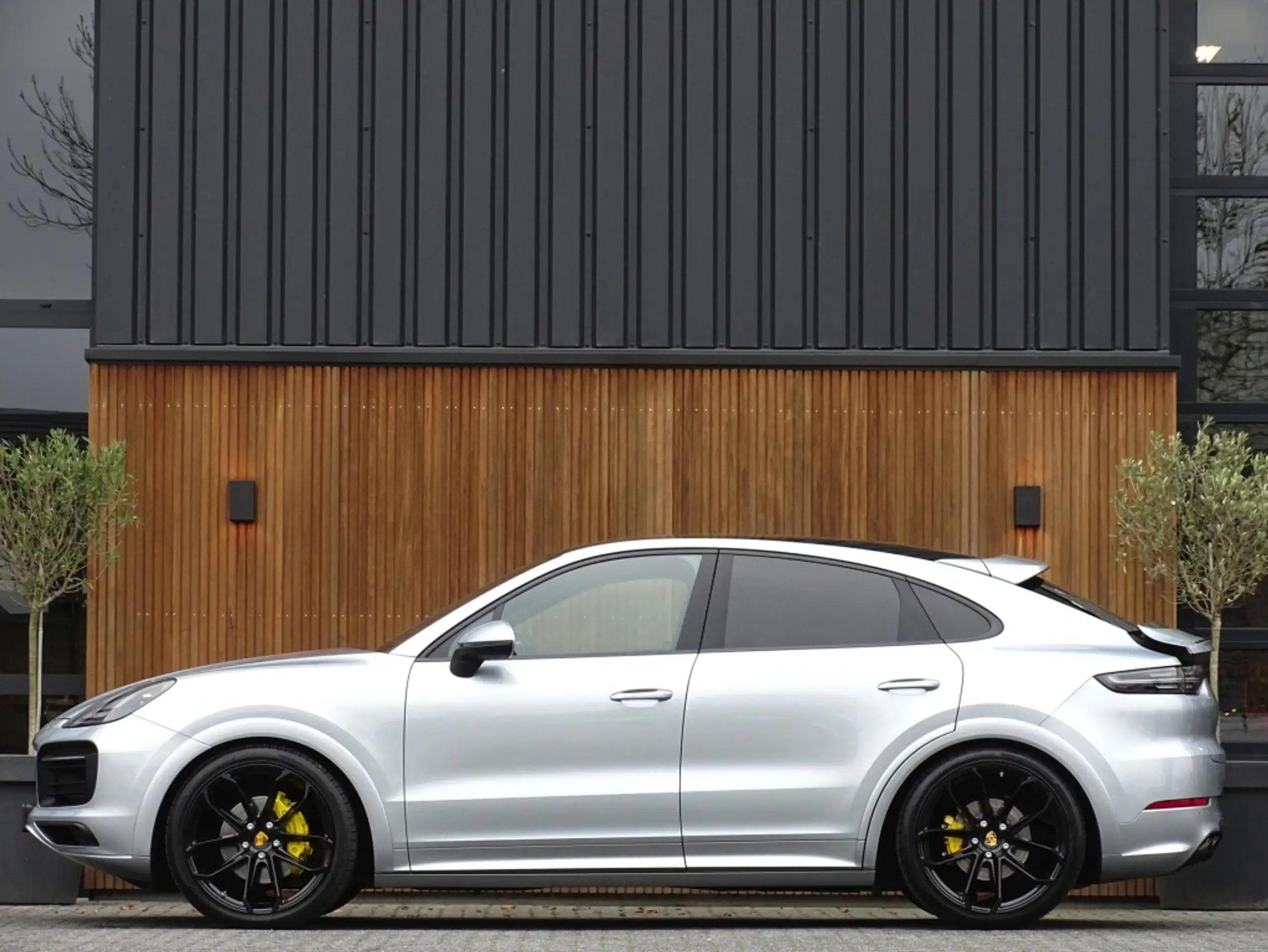 Porsche - Cayenne