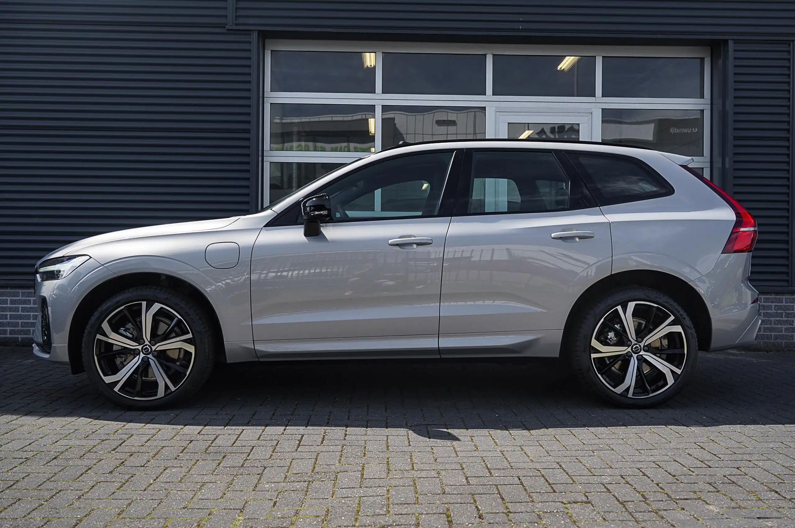 Volvo - XC60