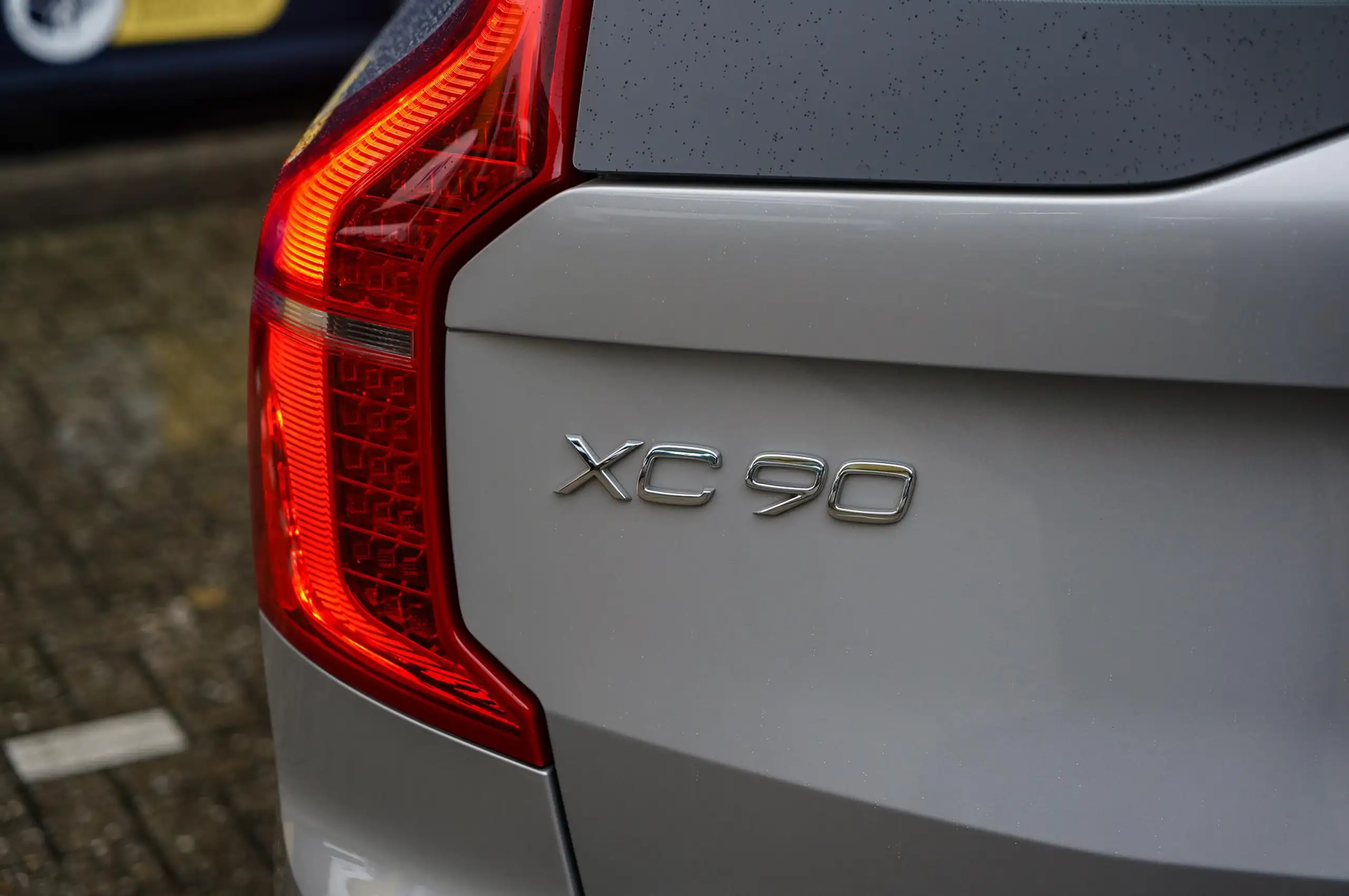 Volvo - XC90