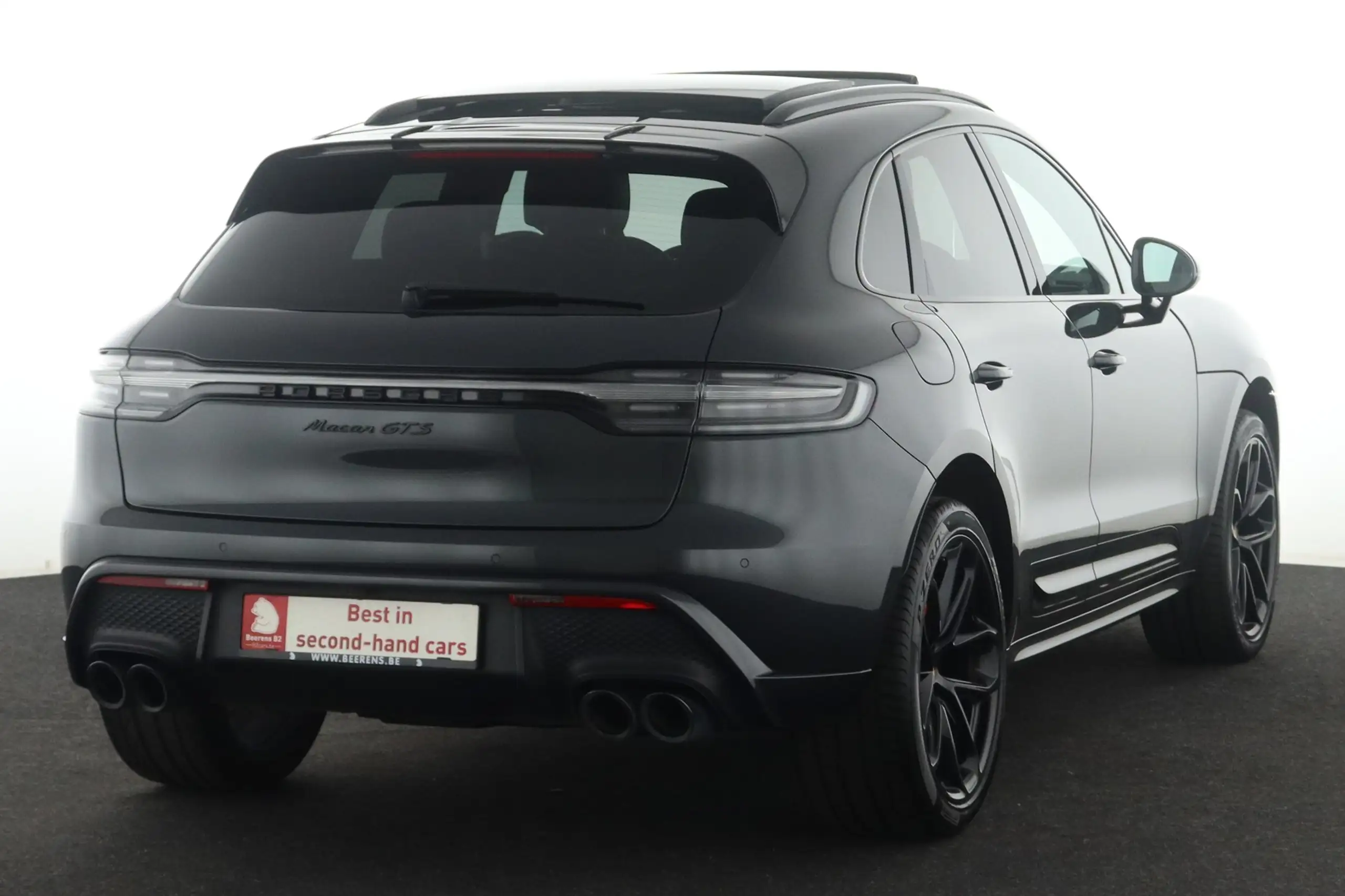 Porsche - Macan