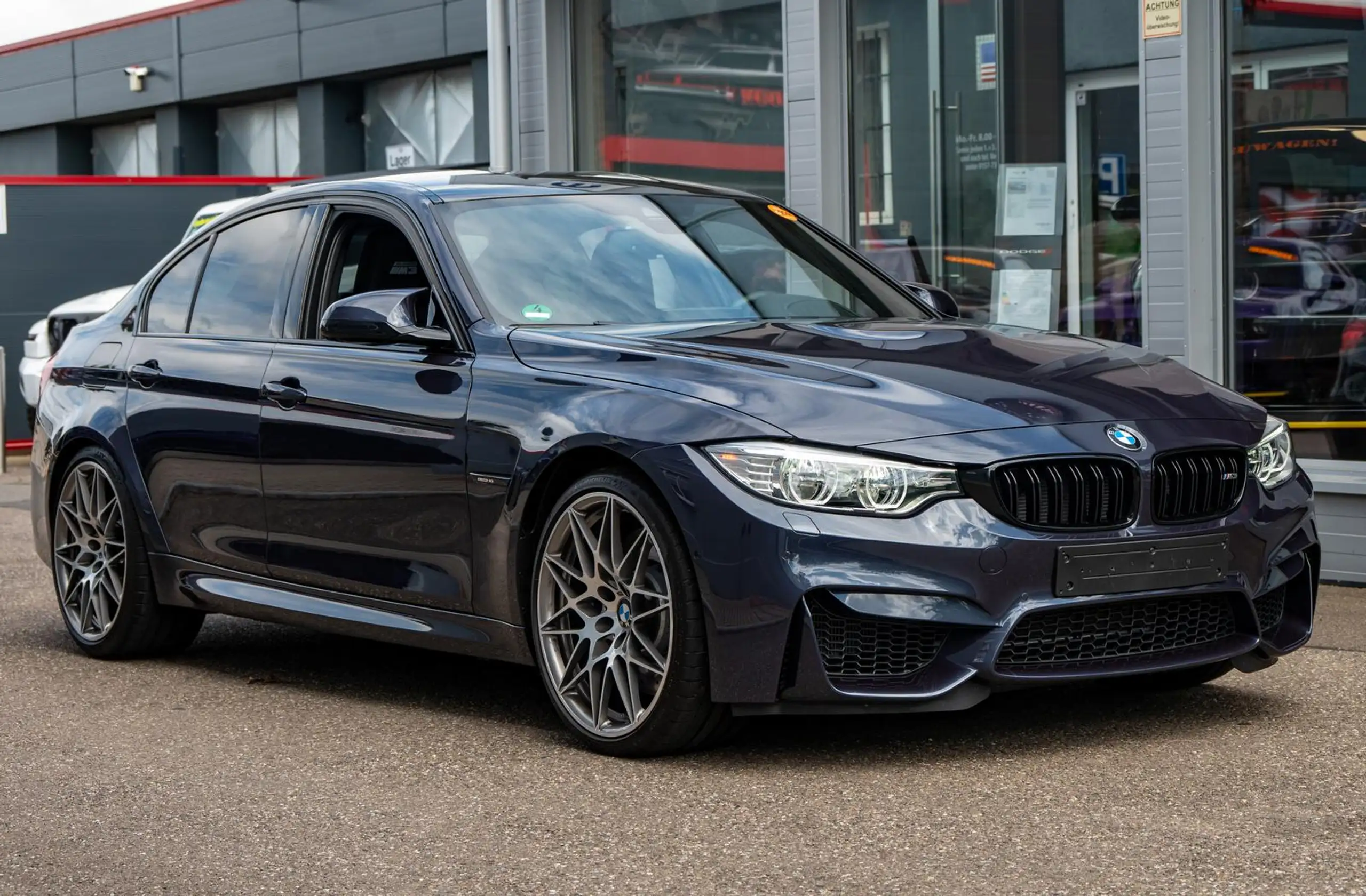 BMW - M3