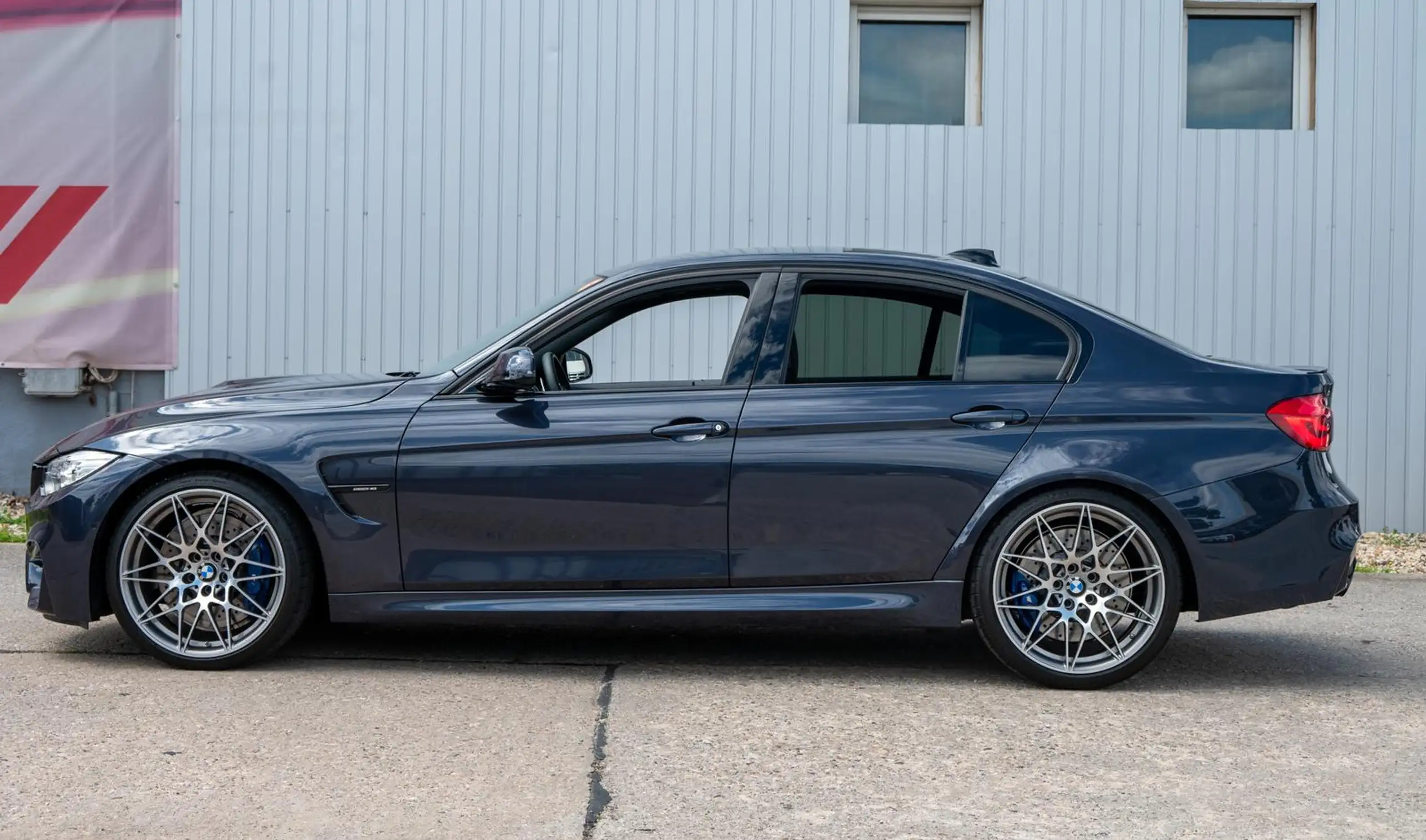 BMW - M3