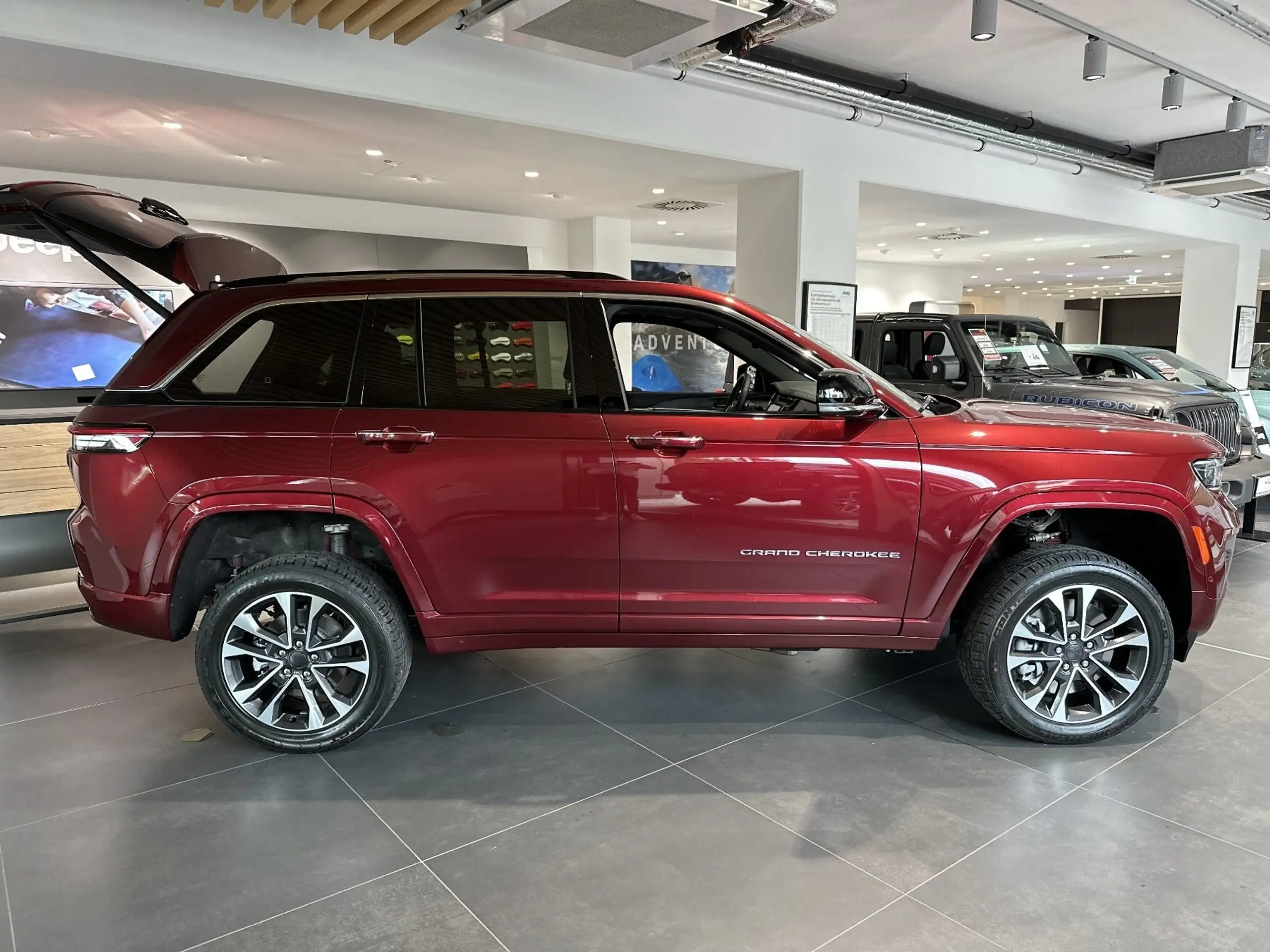 Jeep - Grand Cherokee