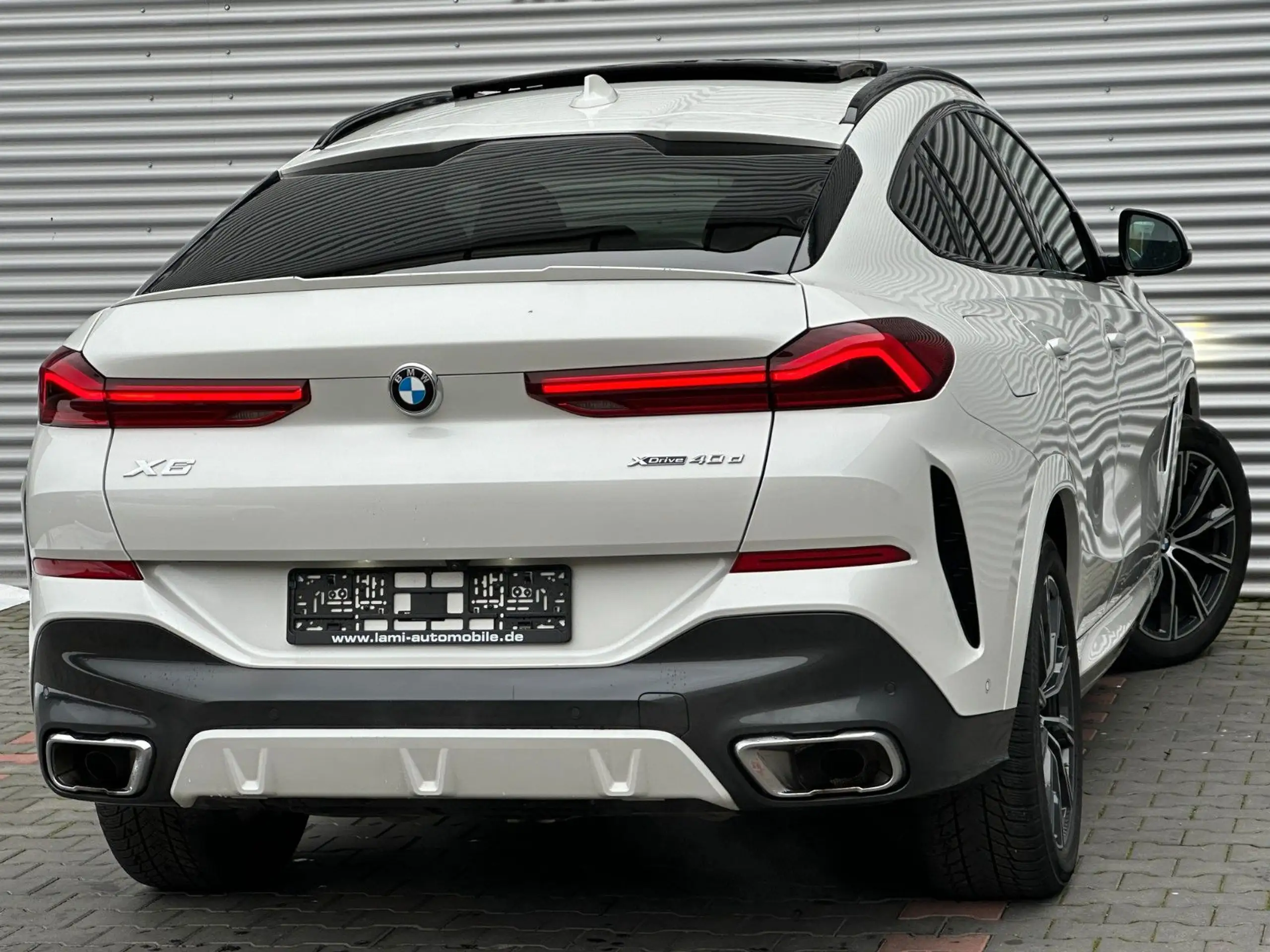 BMW - X6