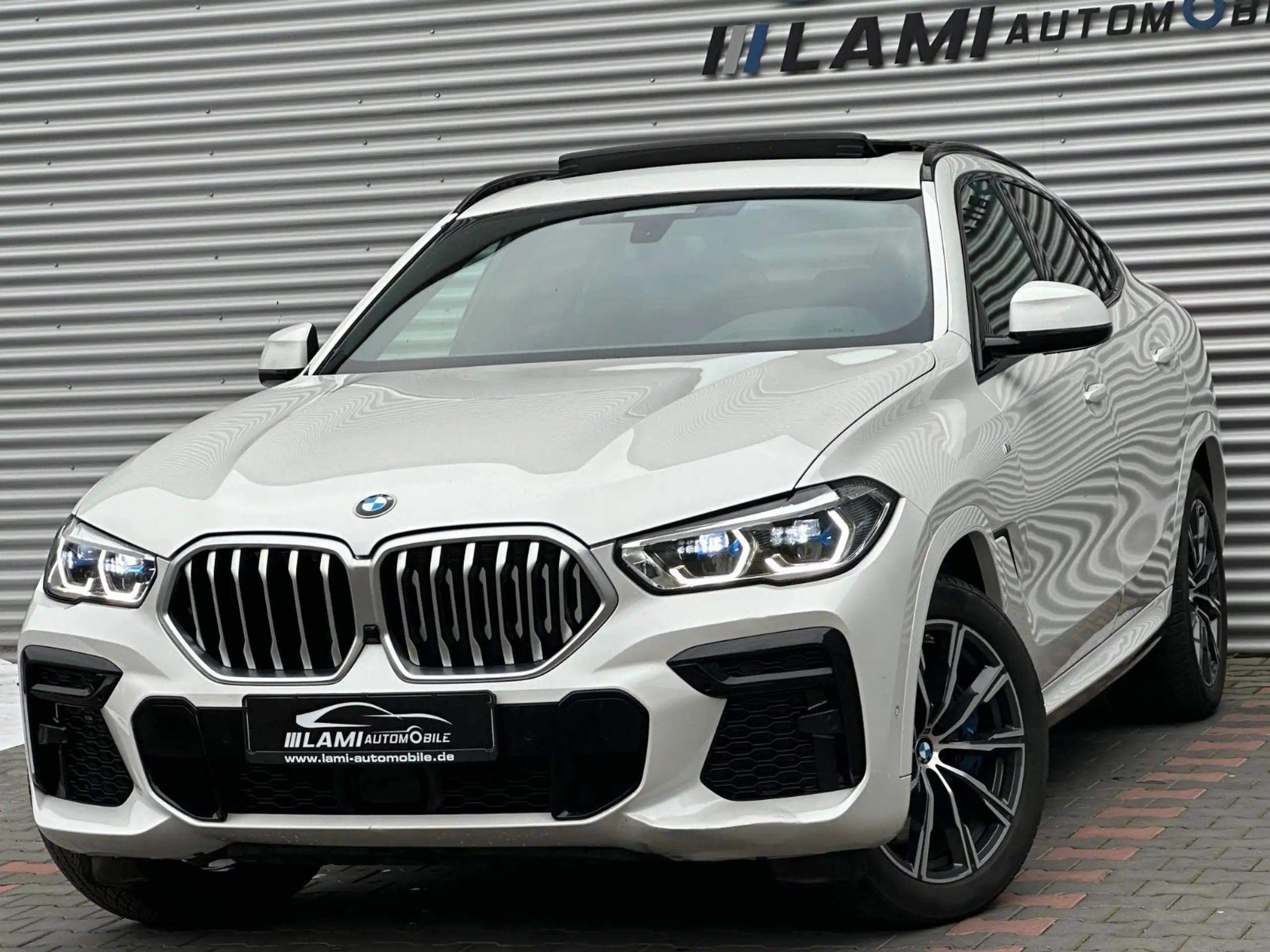 BMW - X6