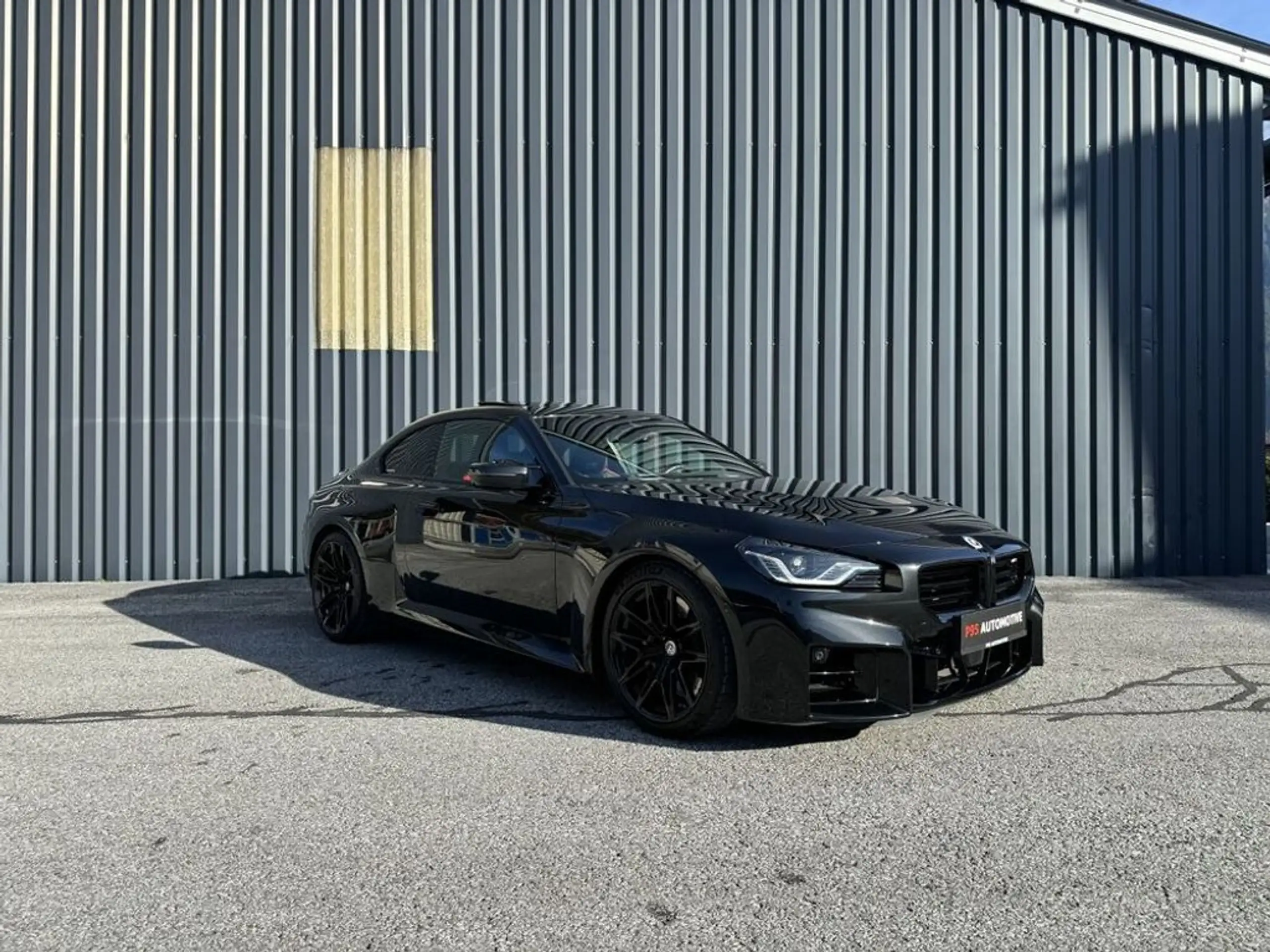 BMW - M2