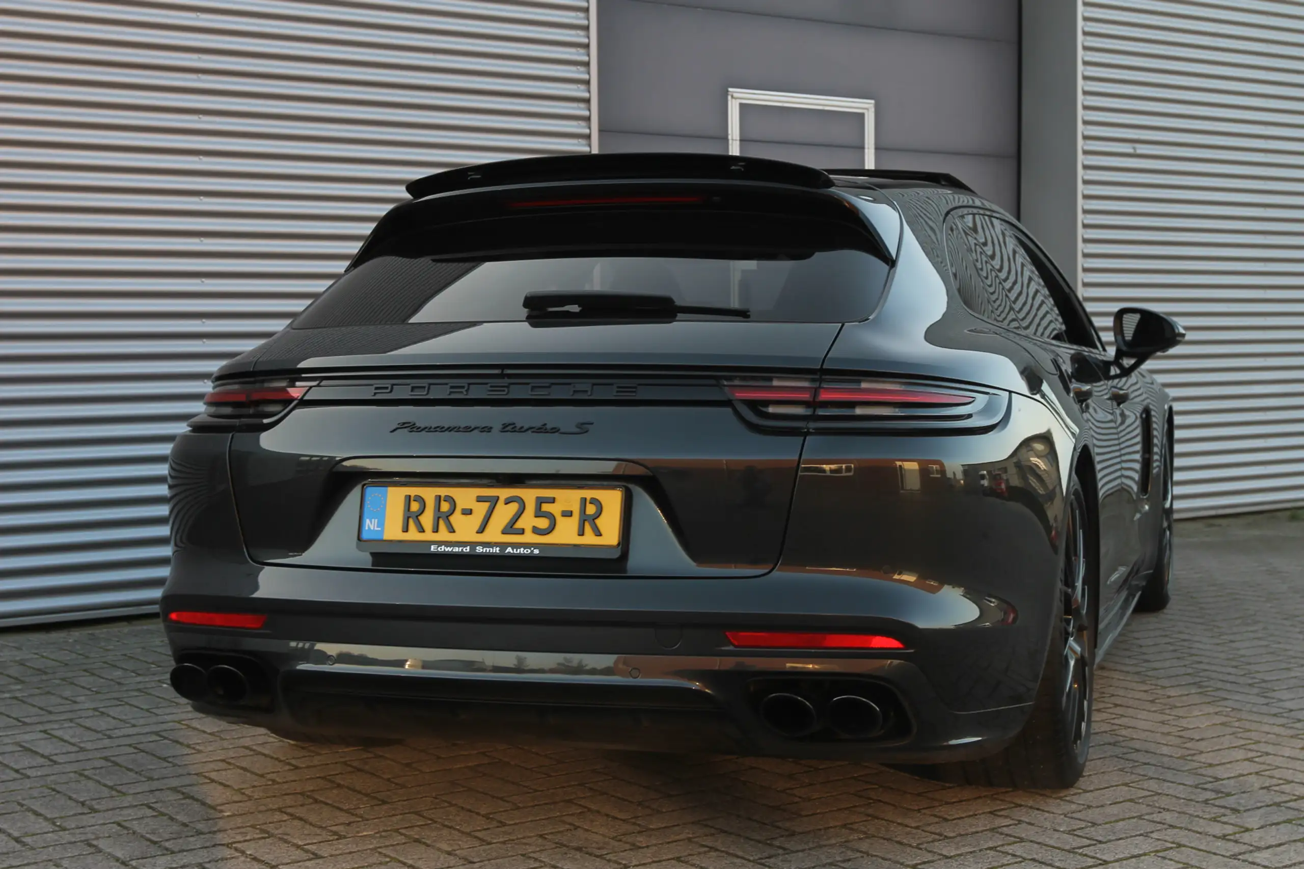 Porsche - Panamera