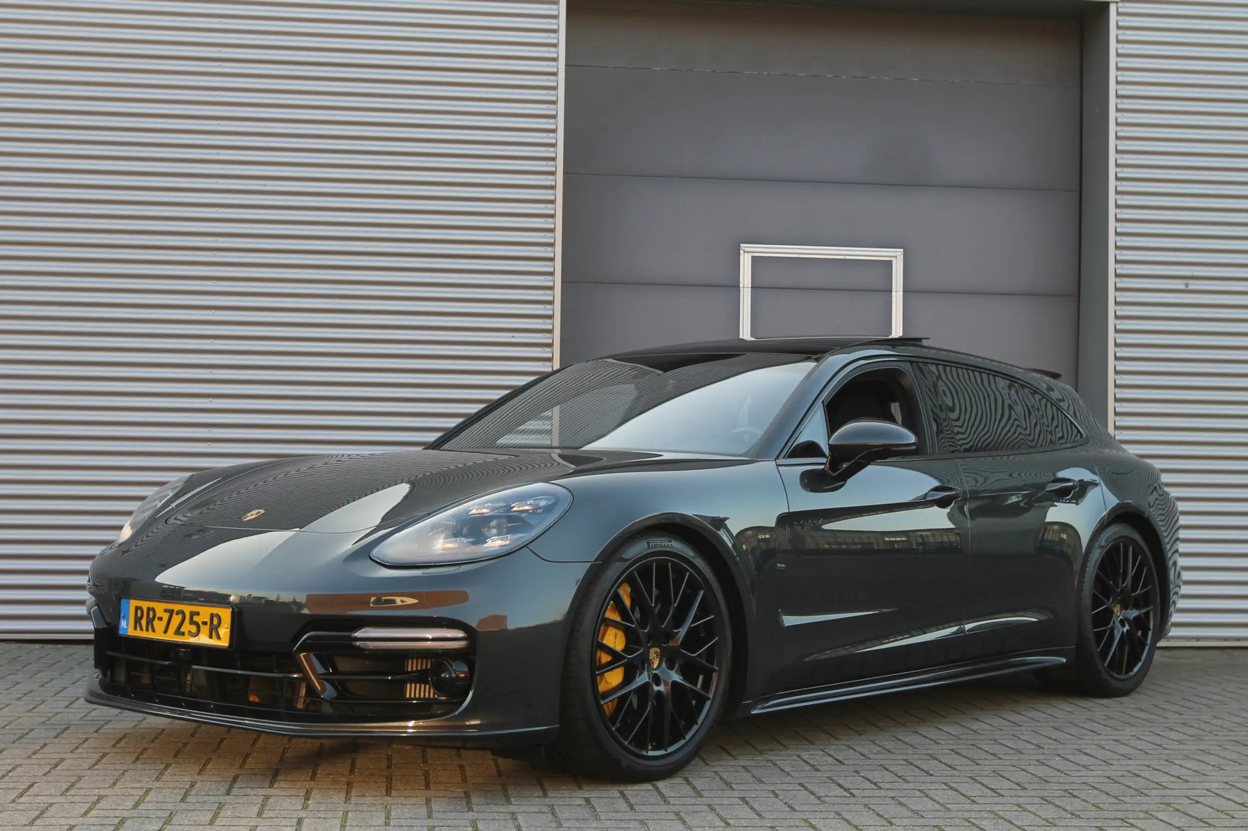 Porsche - Panamera