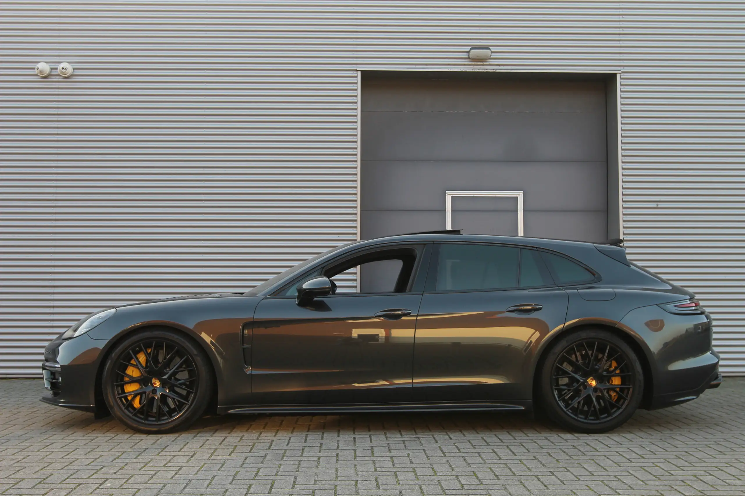 Porsche - Panamera