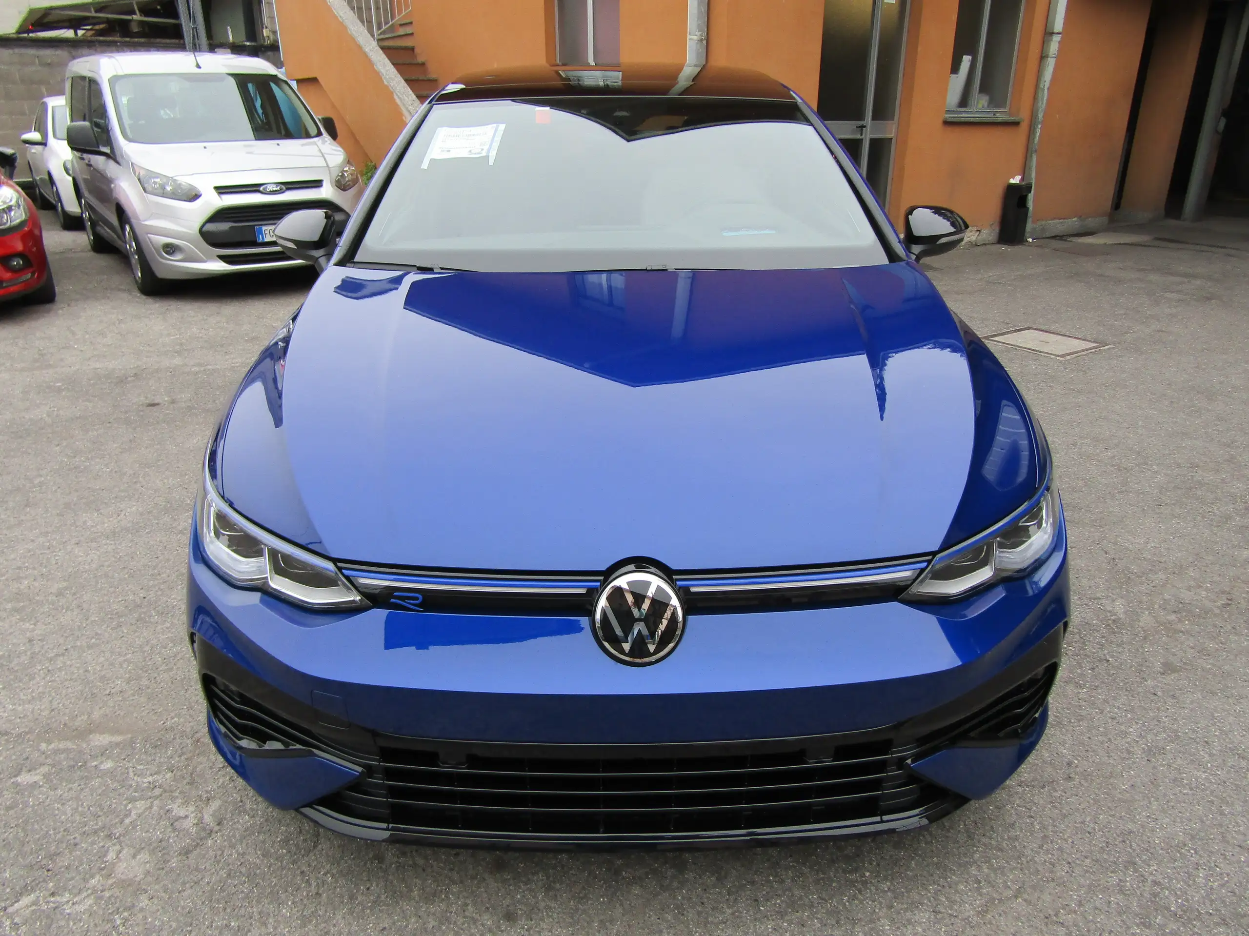 Volkswagen - Golf