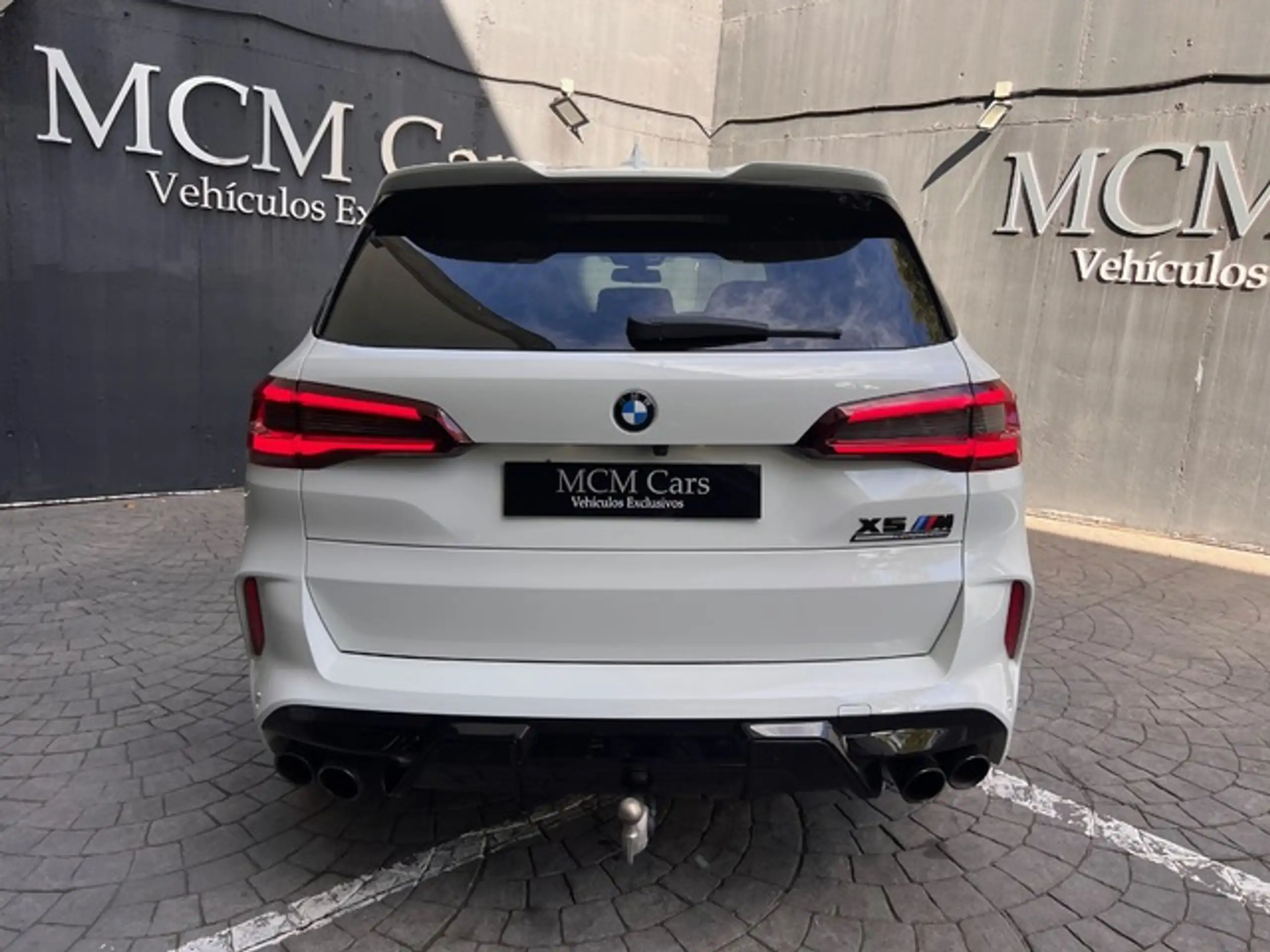 BMW - X5 M