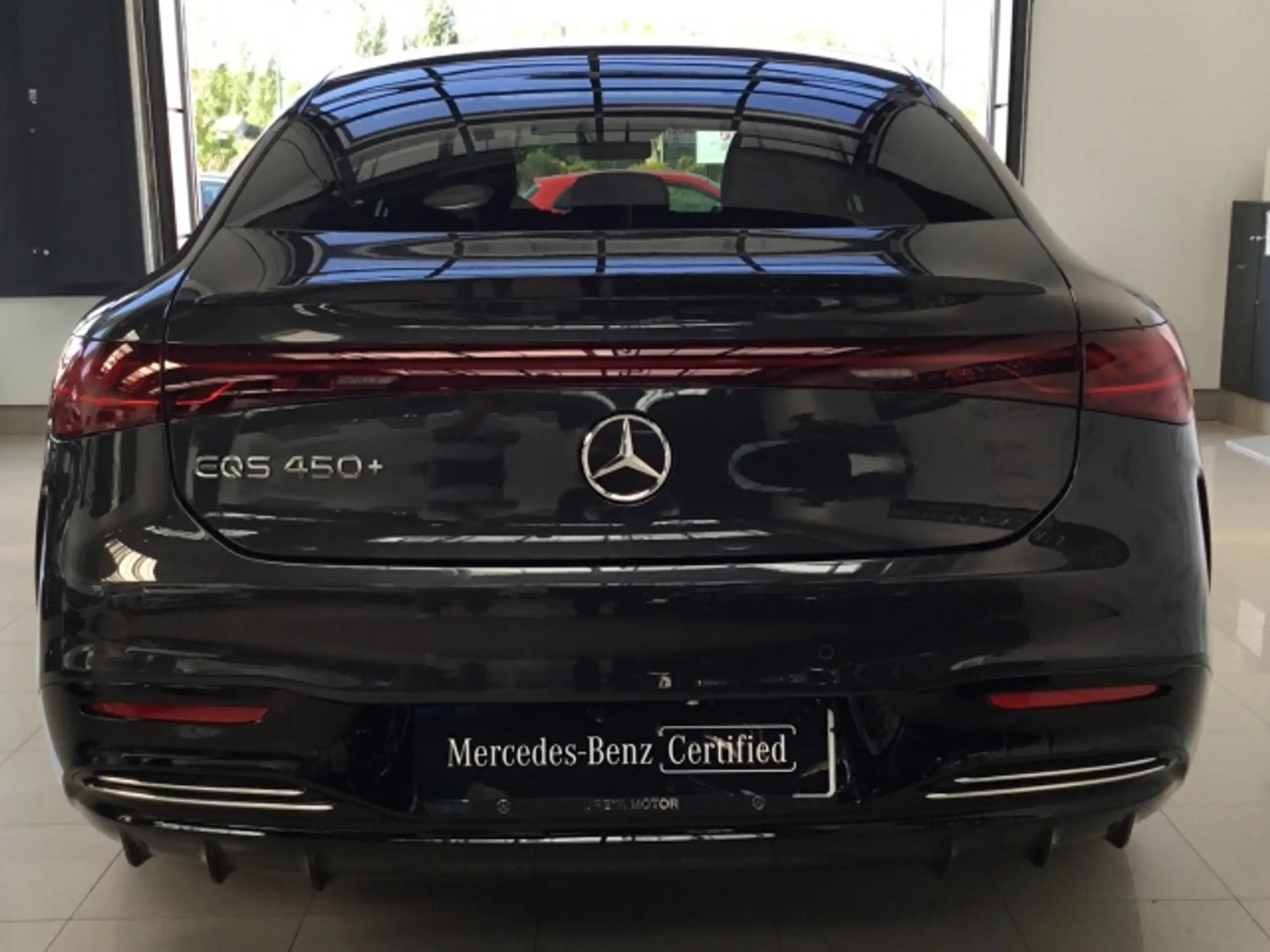 Mercedes-Benz - EQS