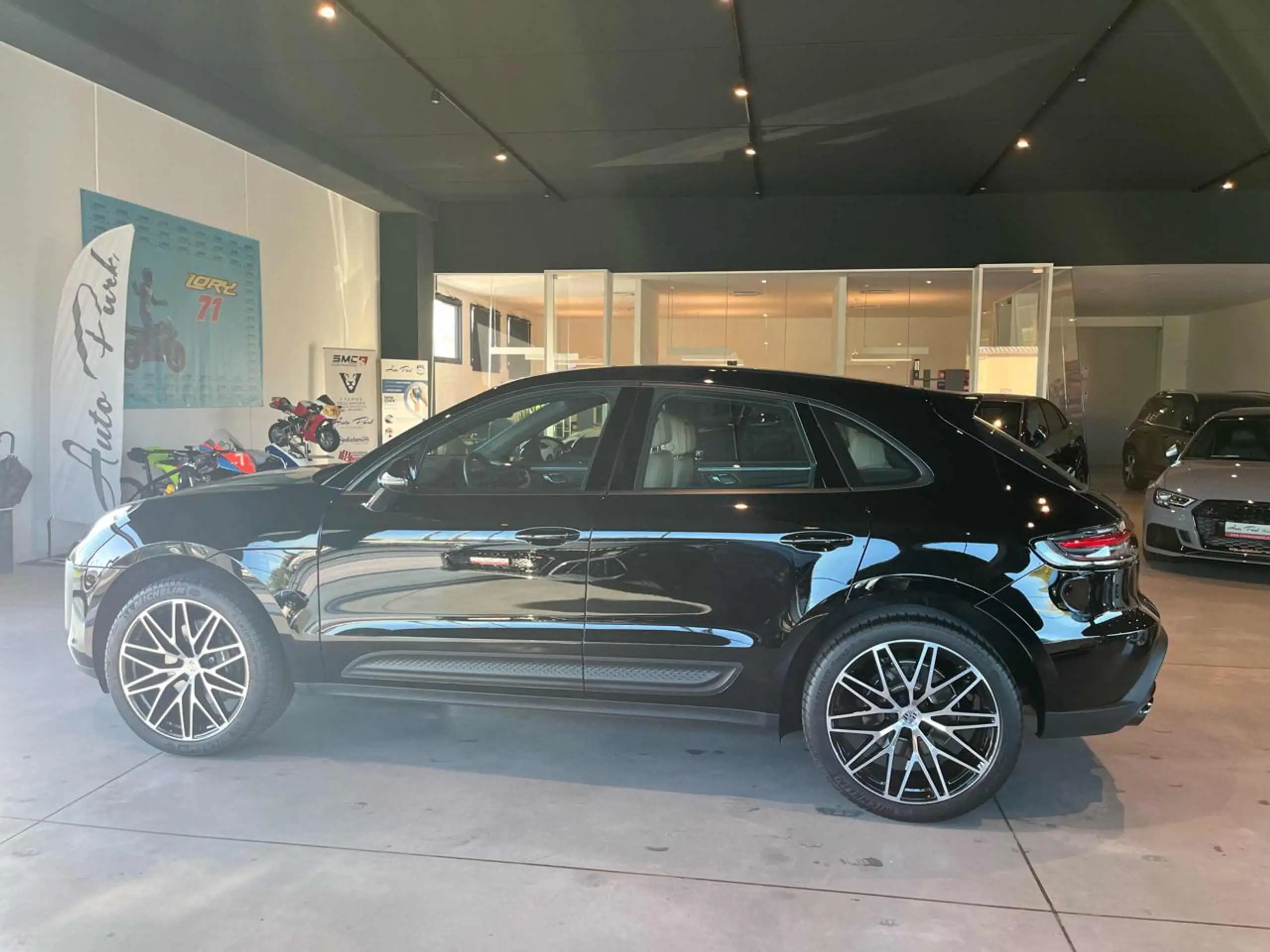 Porsche - Macan