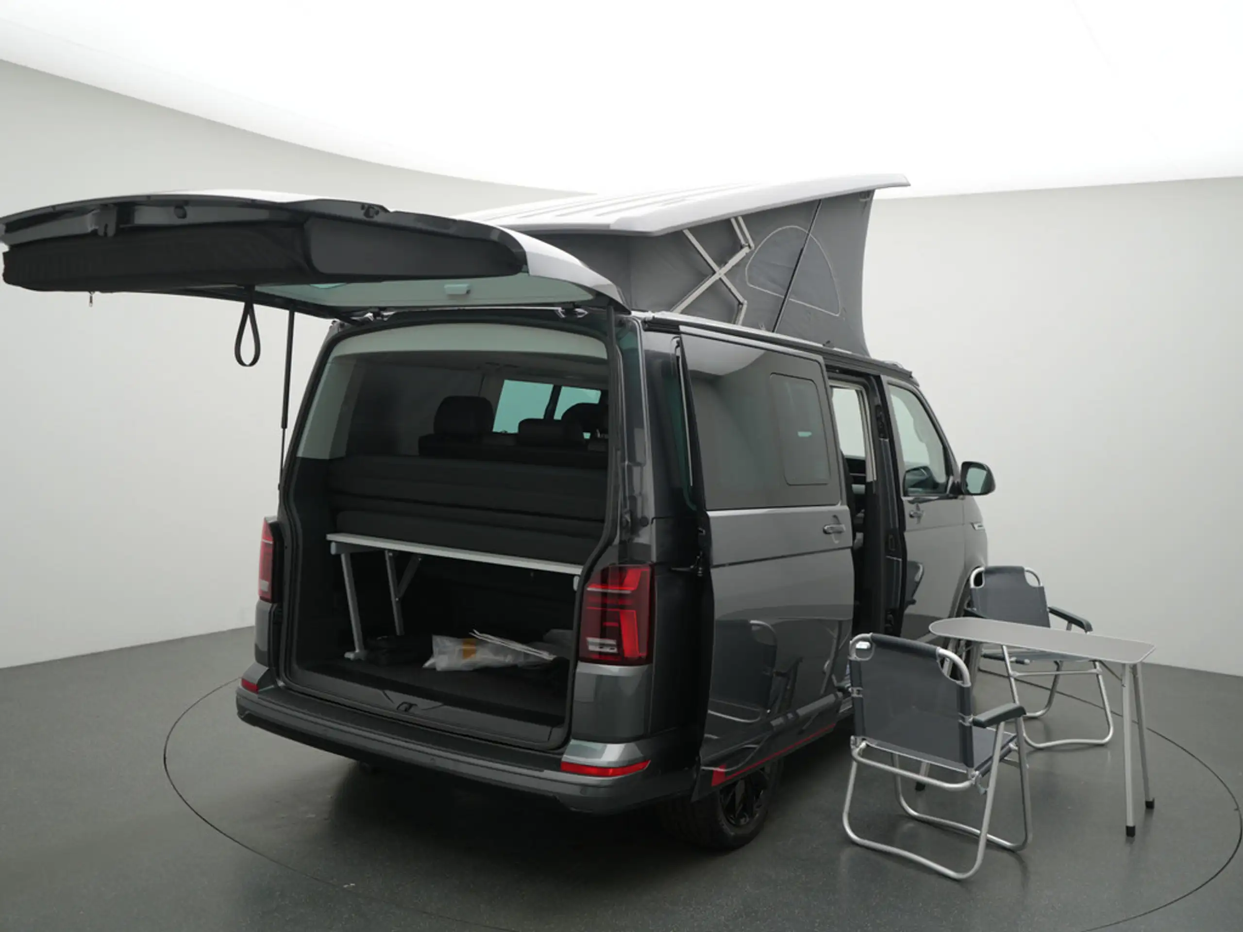 Volkswagen - T6.1 California