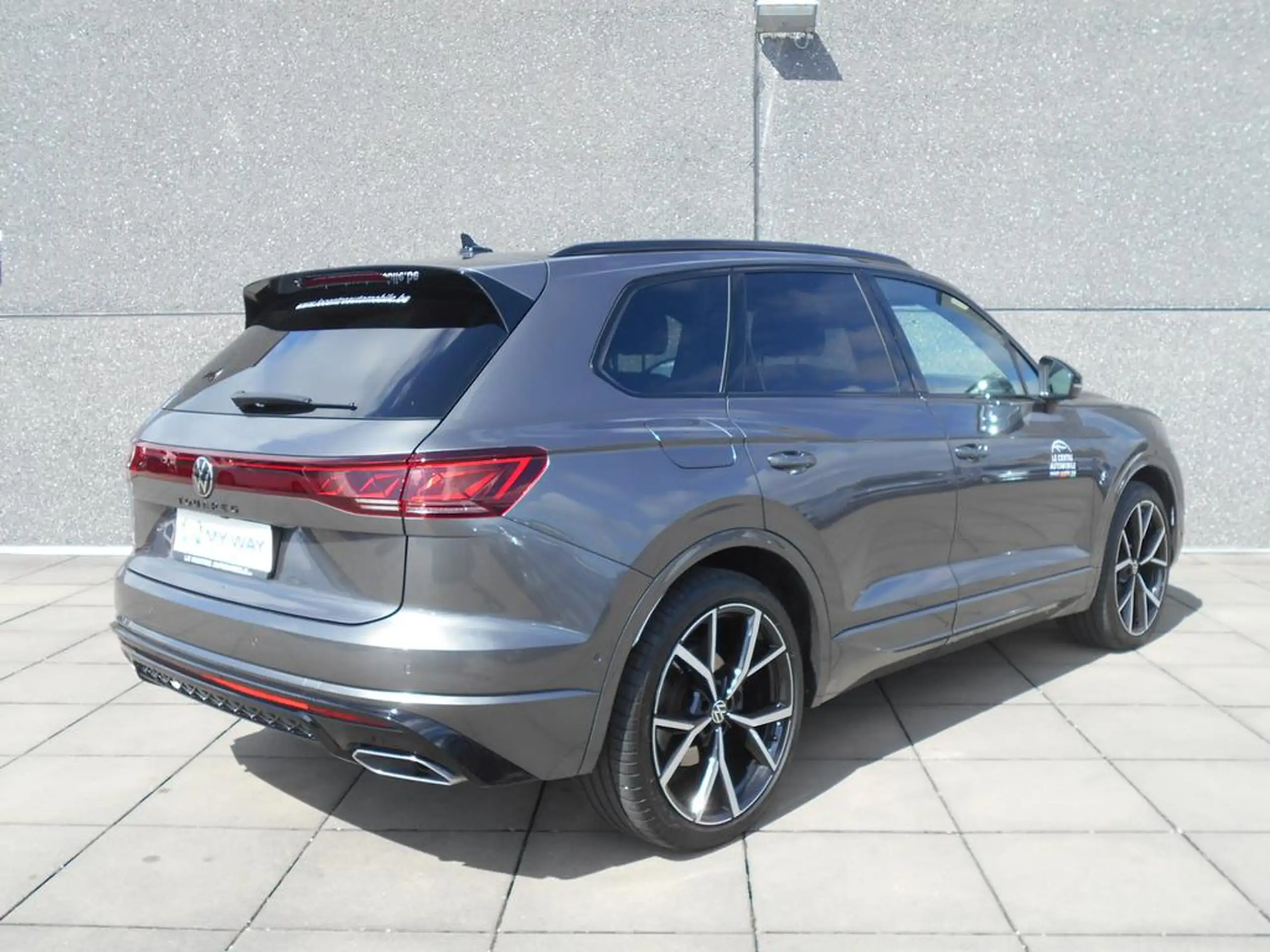 Volkswagen - Touareg