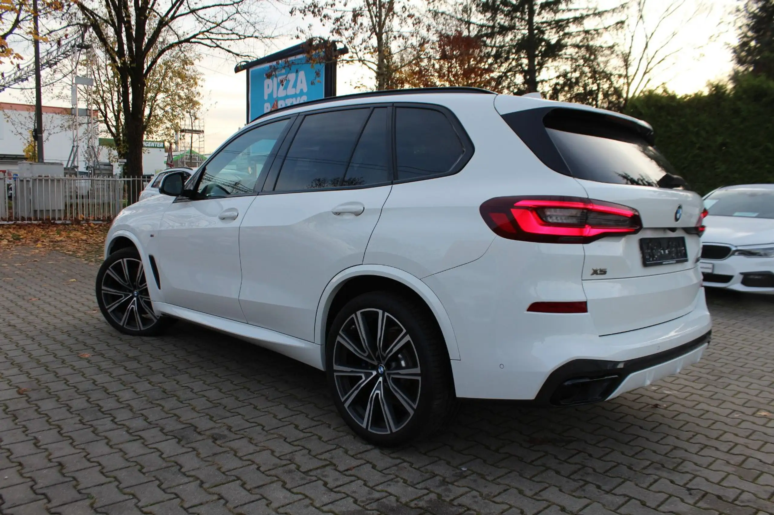 BMW - X5 M