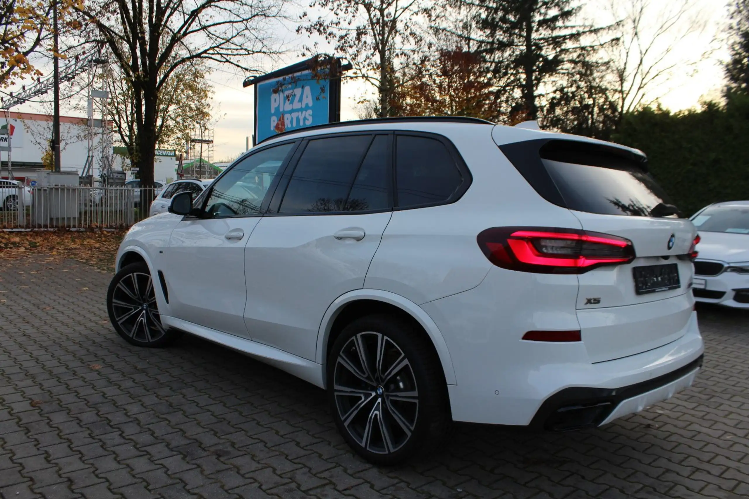 BMW - X5 M