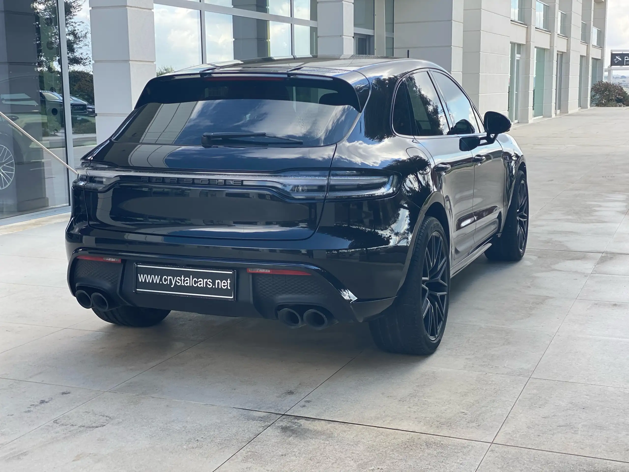 Porsche - Macan