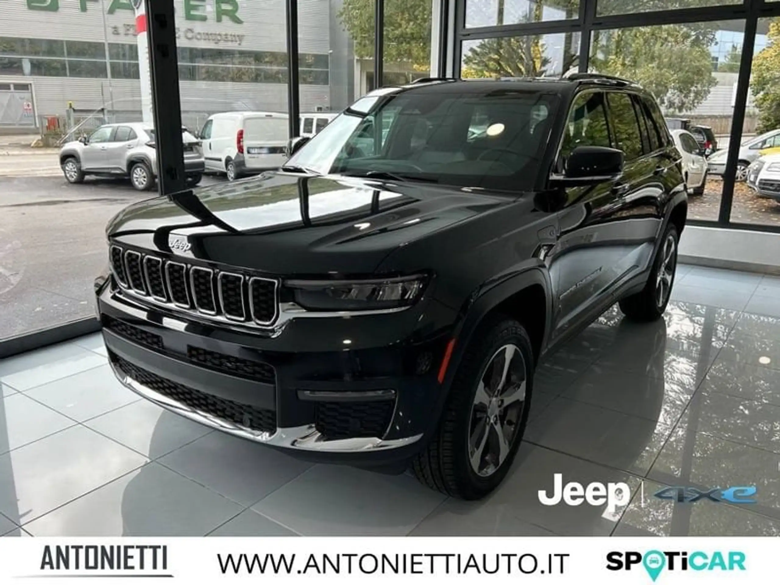 Jeep - Grand Cherokee