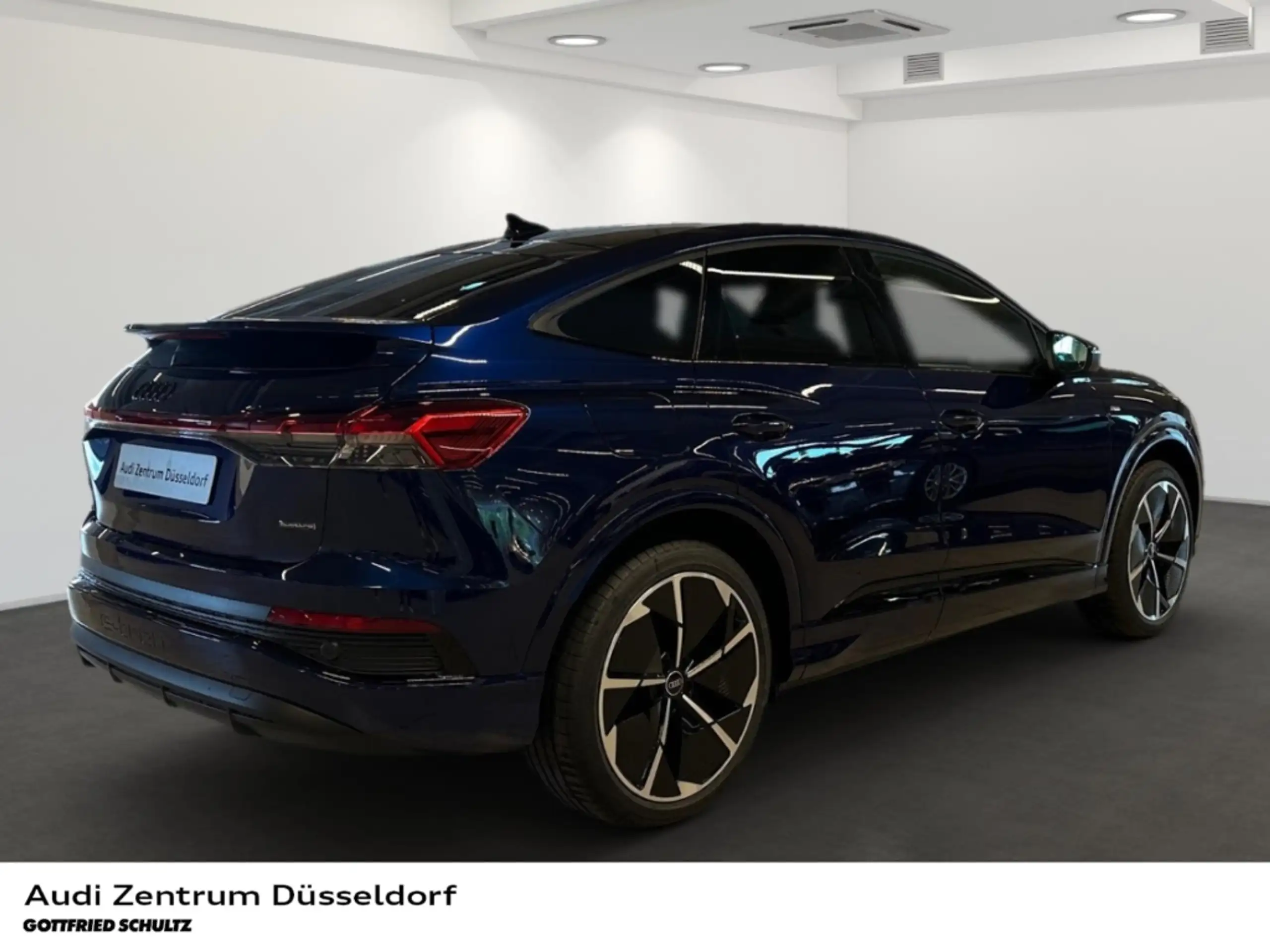 Audi - Q4 e-tron