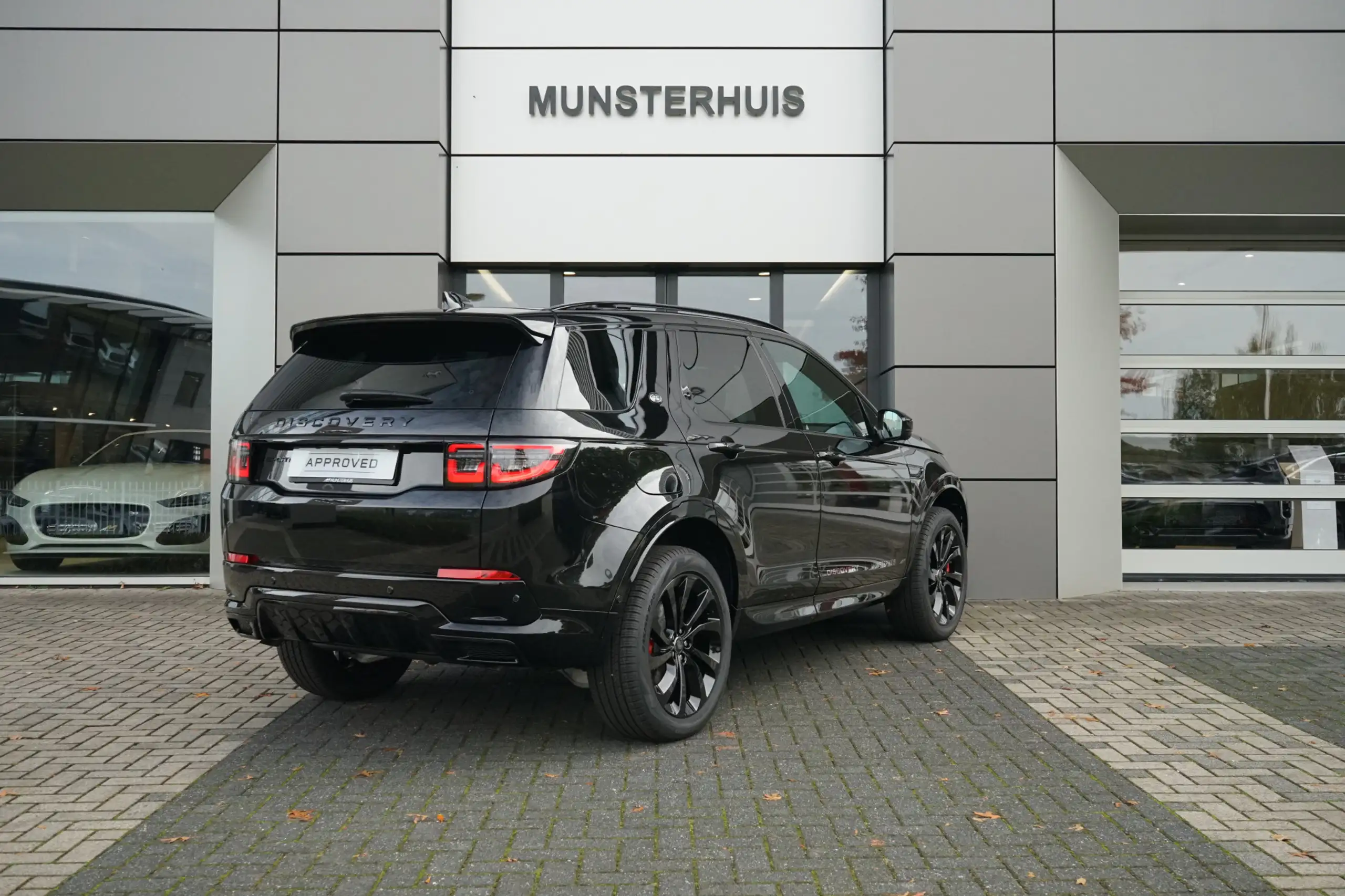 Land Rover - Discovery Sport