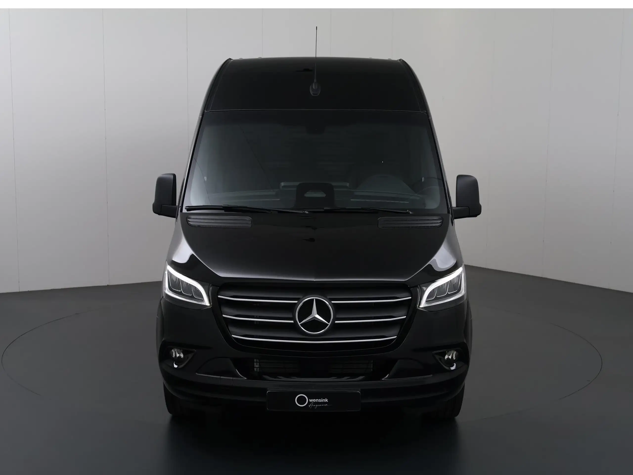 Mercedes-Benz - Sprinter