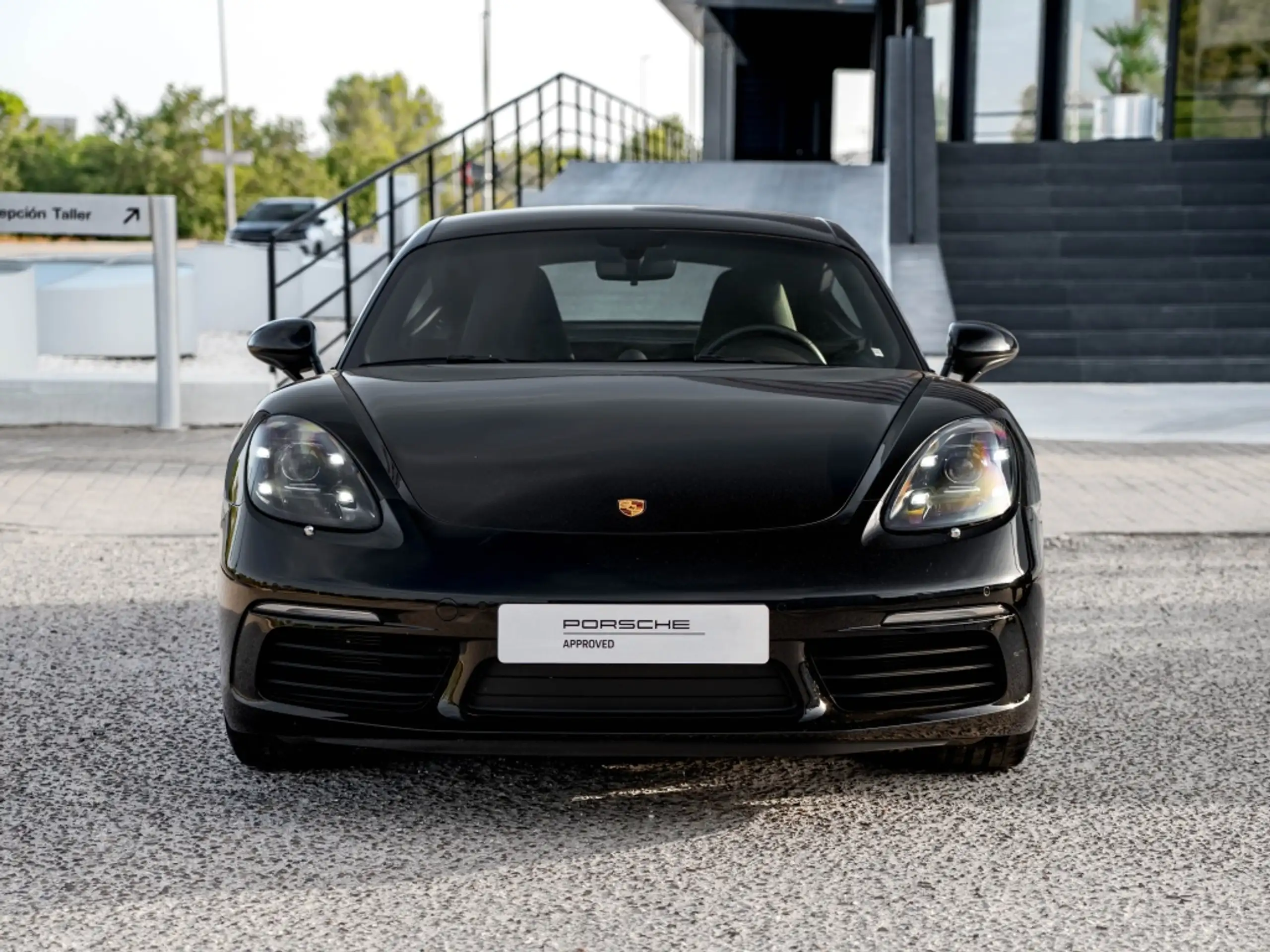 Porsche - Cayman