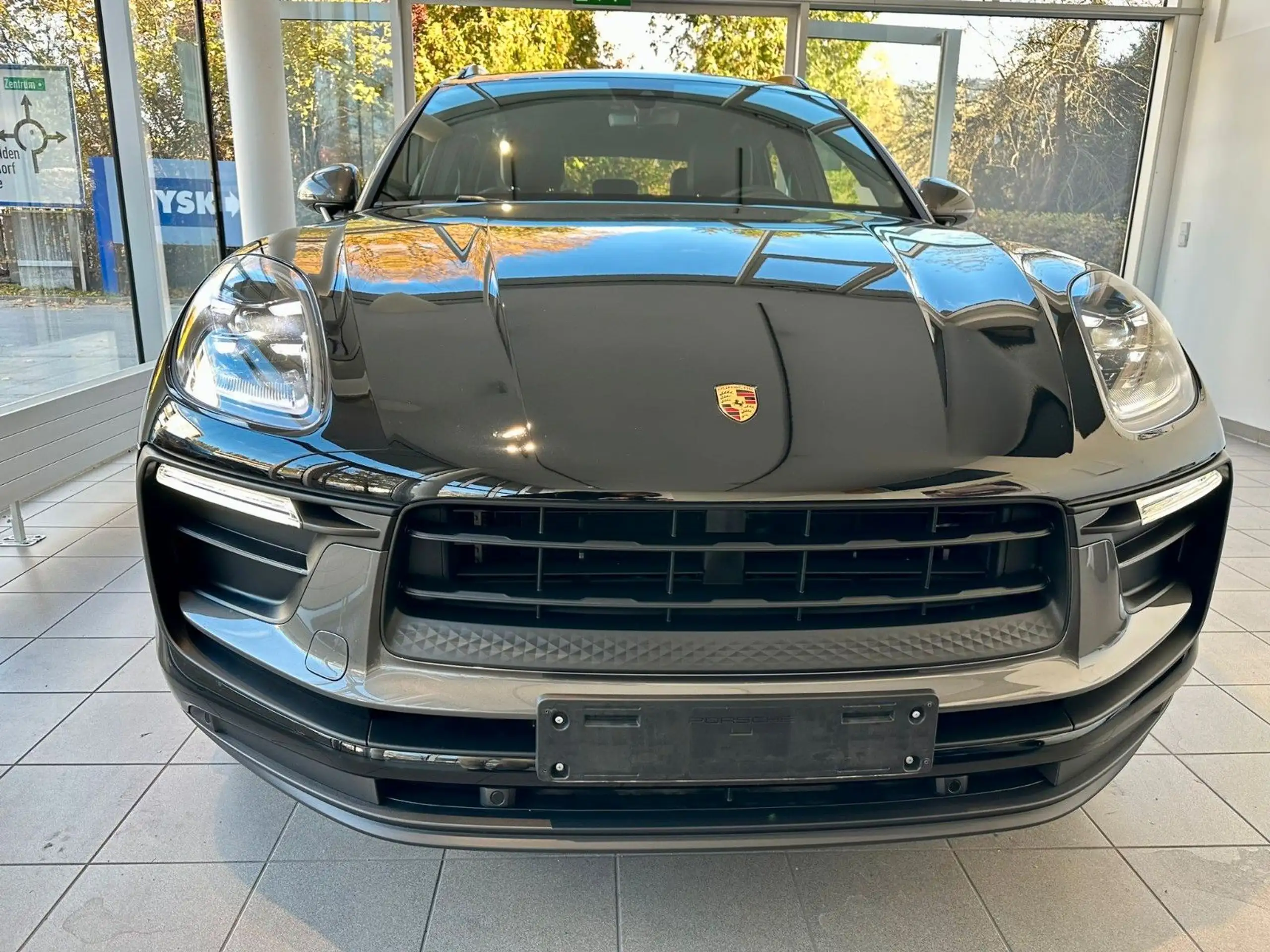 Porsche - Macan