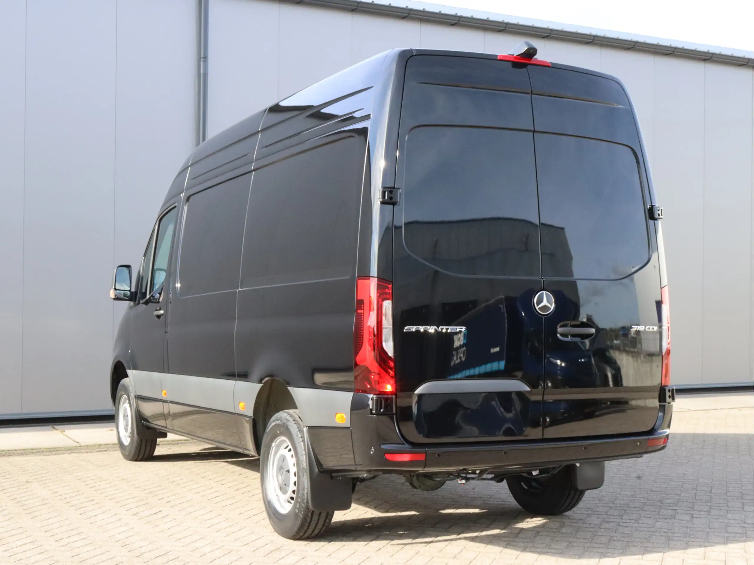 Mercedes-Benz - Sprinter