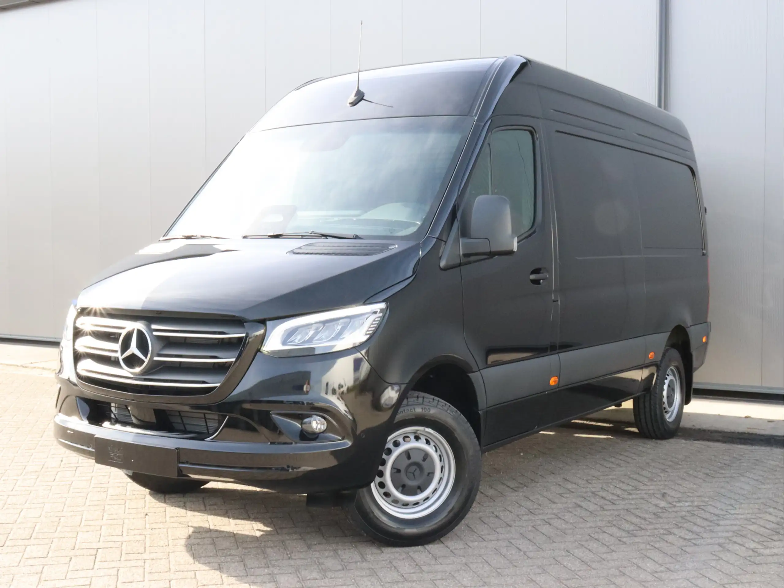 Mercedes-Benz - Sprinter