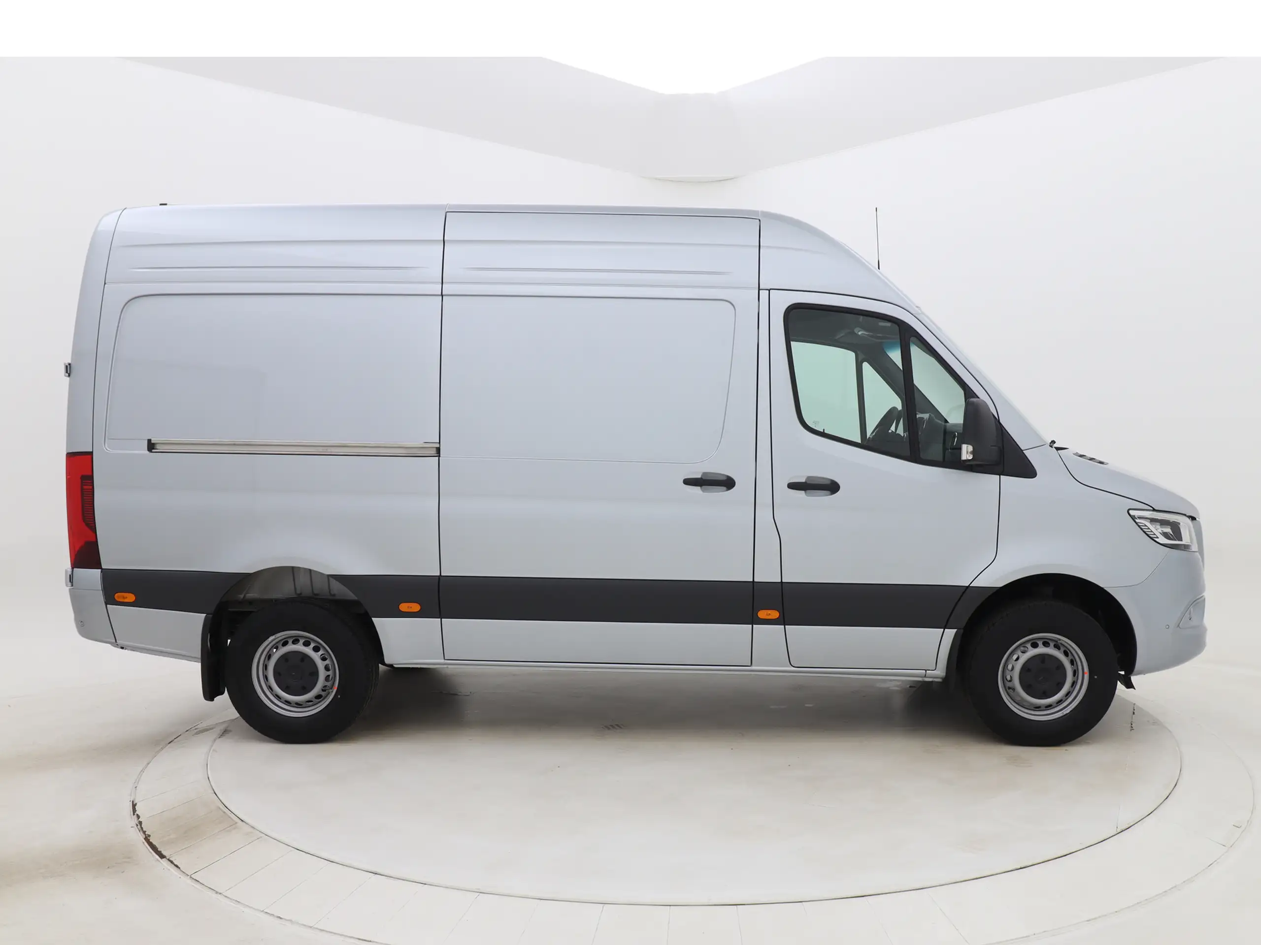 Mercedes-Benz - Sprinter