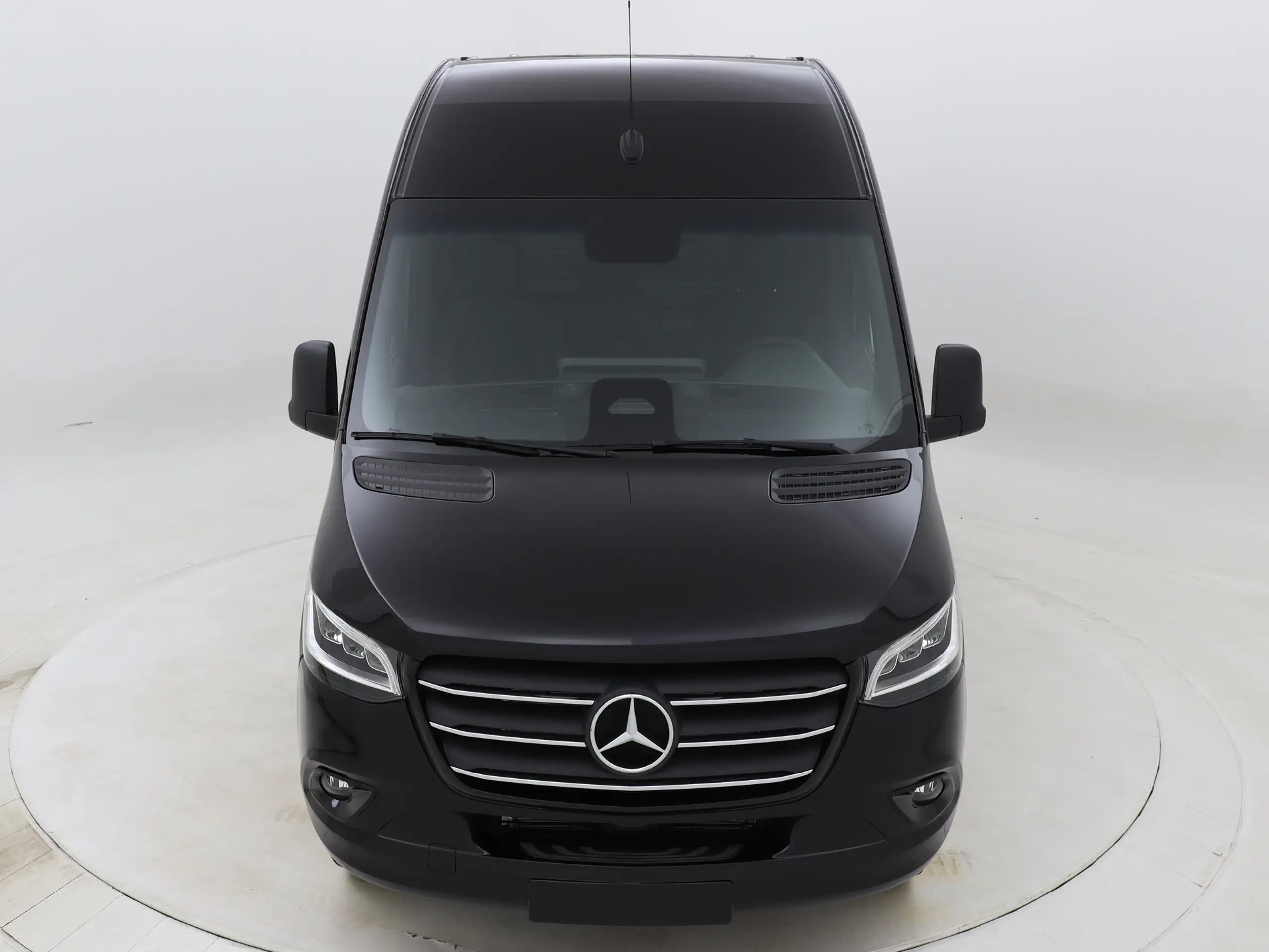 Mercedes-Benz - Sprinter