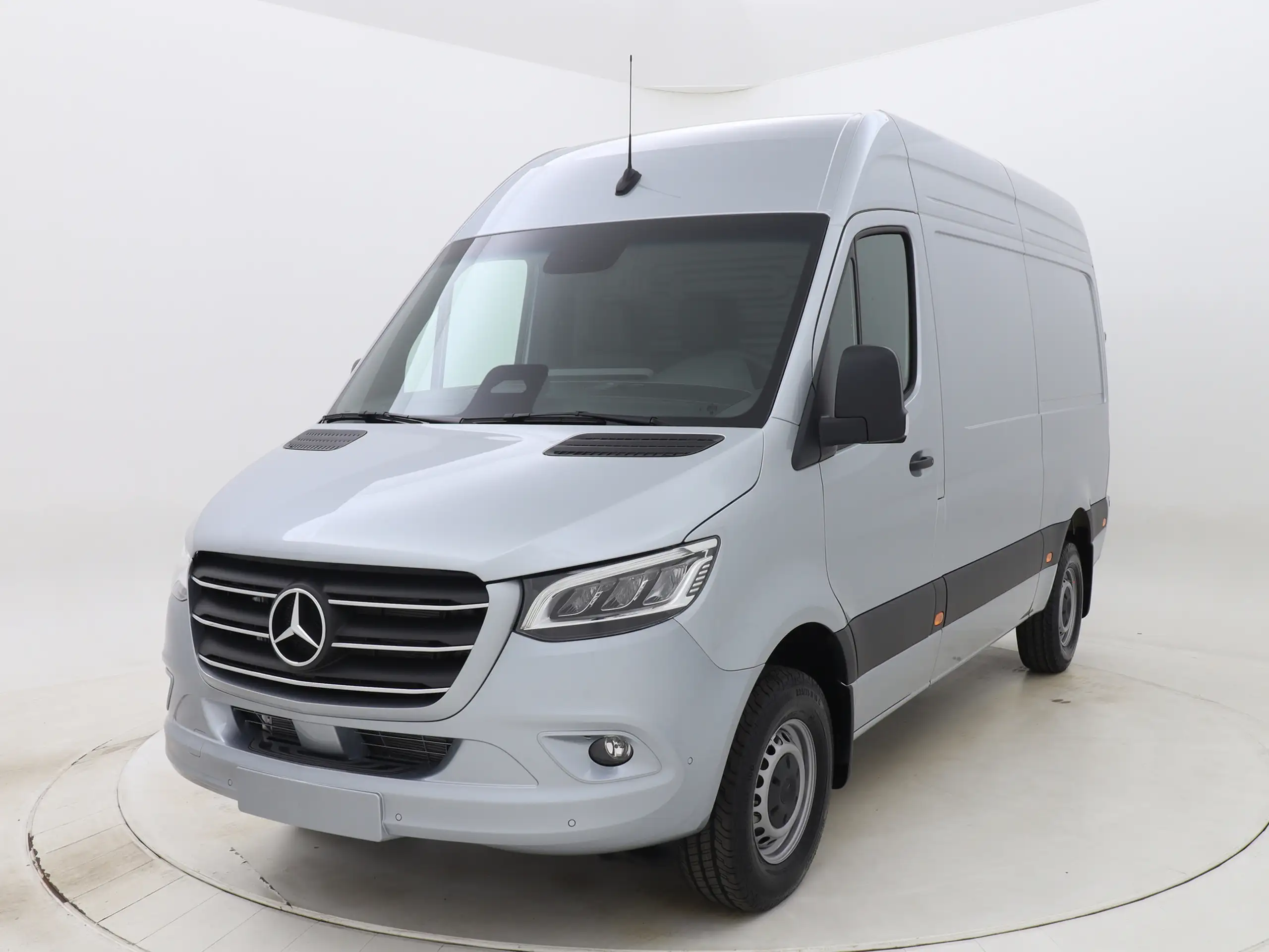 Mercedes-Benz - Sprinter