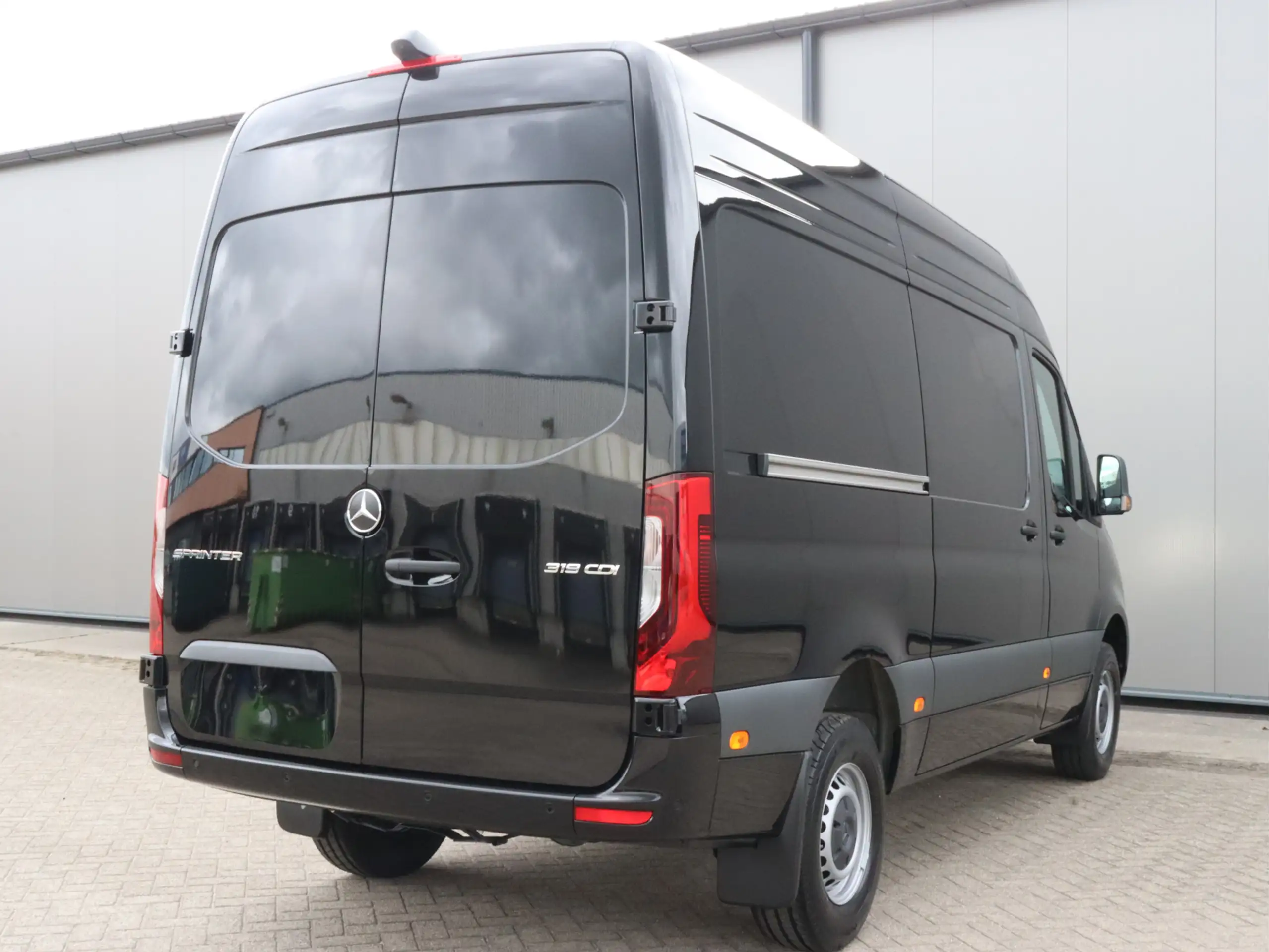 Mercedes-Benz - Sprinter