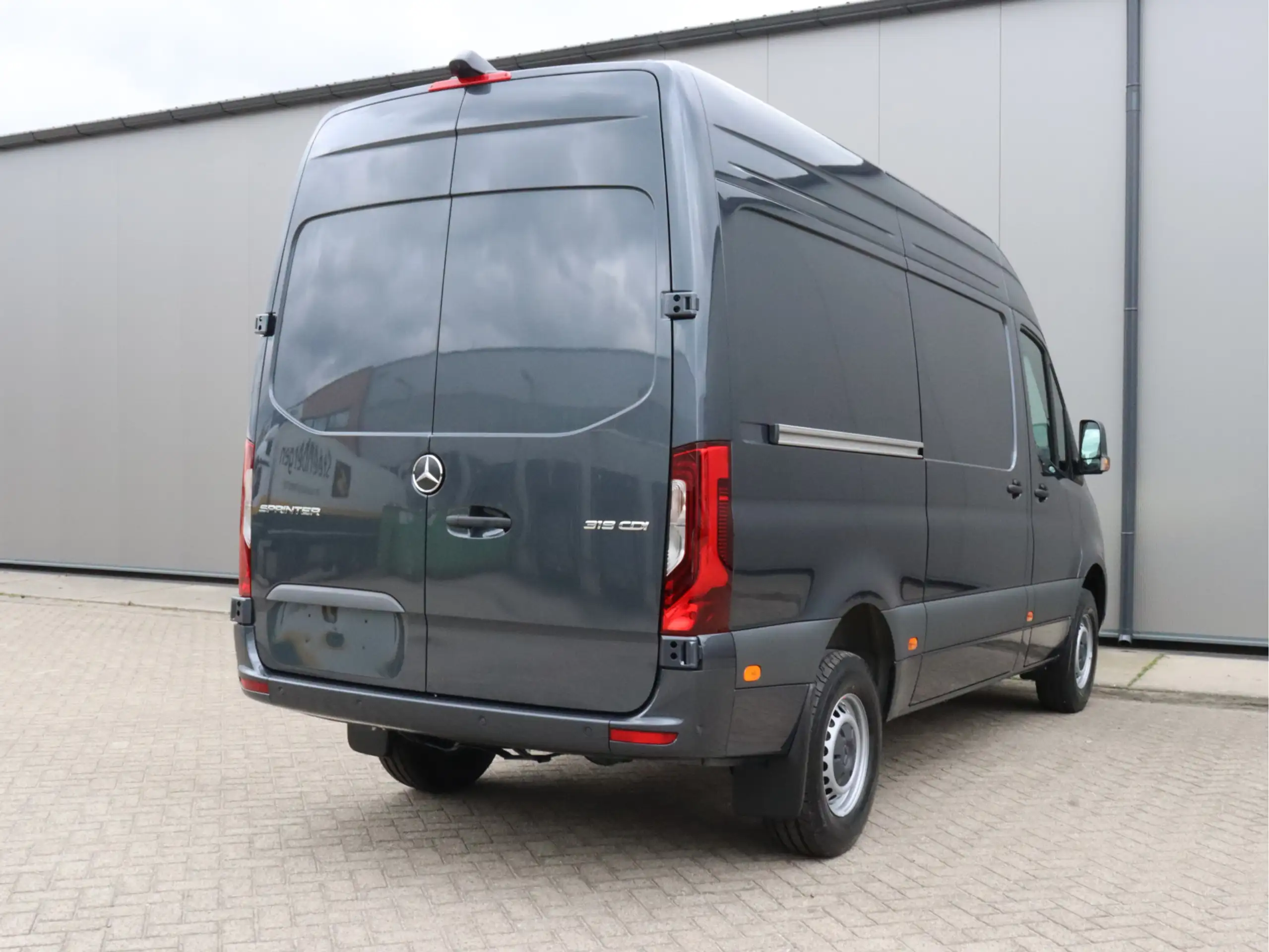 Mercedes-Benz - Sprinter