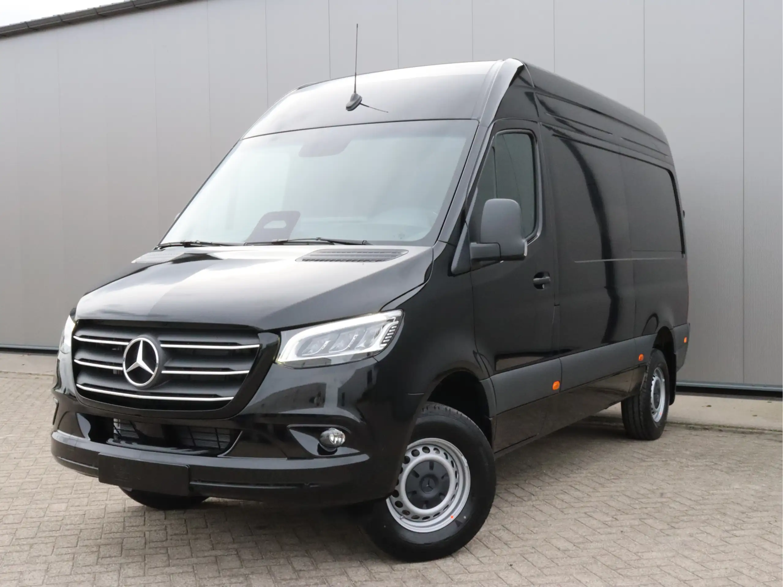 Mercedes-Benz - Sprinter