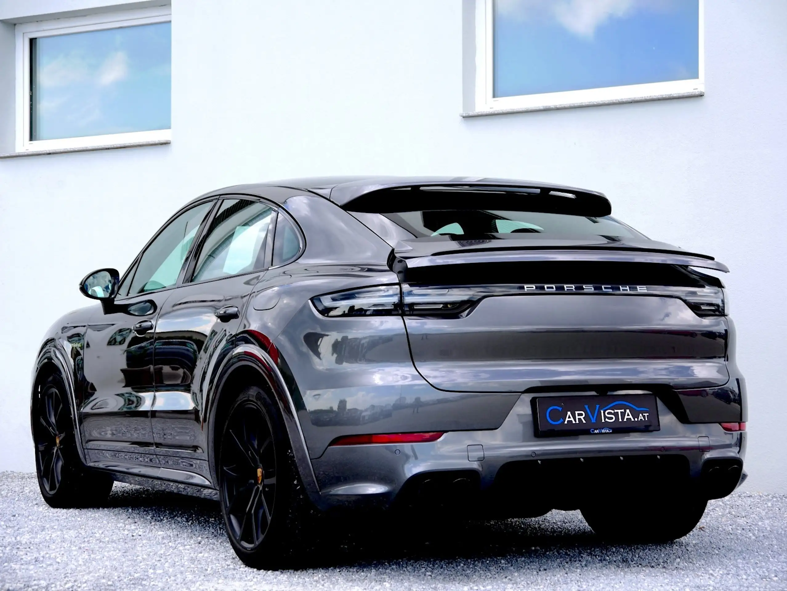 Porsche - Cayenne