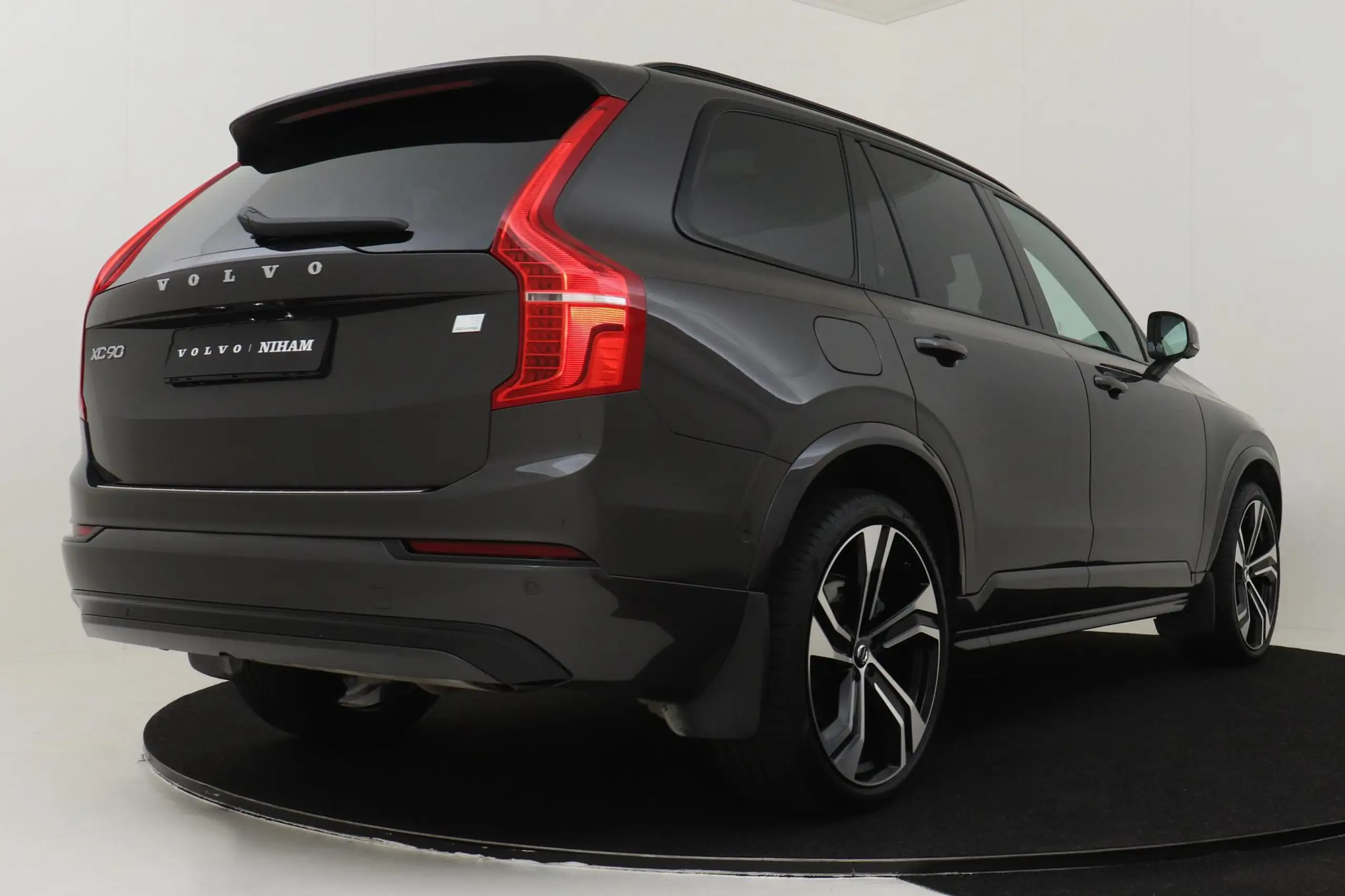 Volvo - XC90