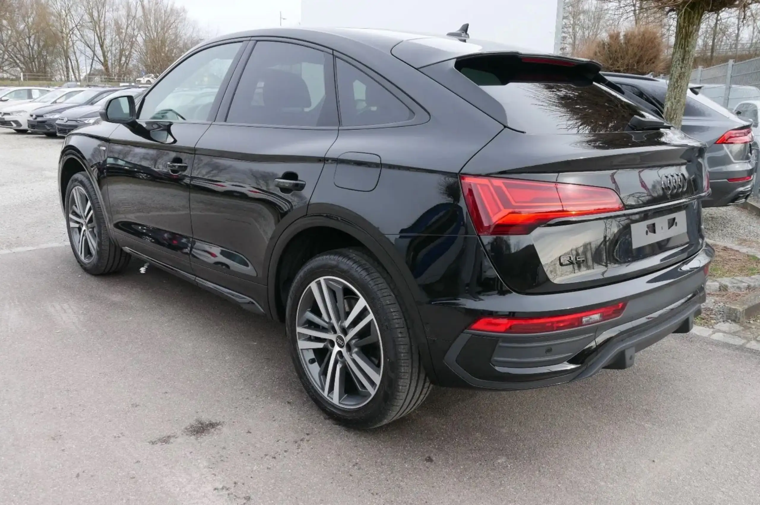 Audi - Q5