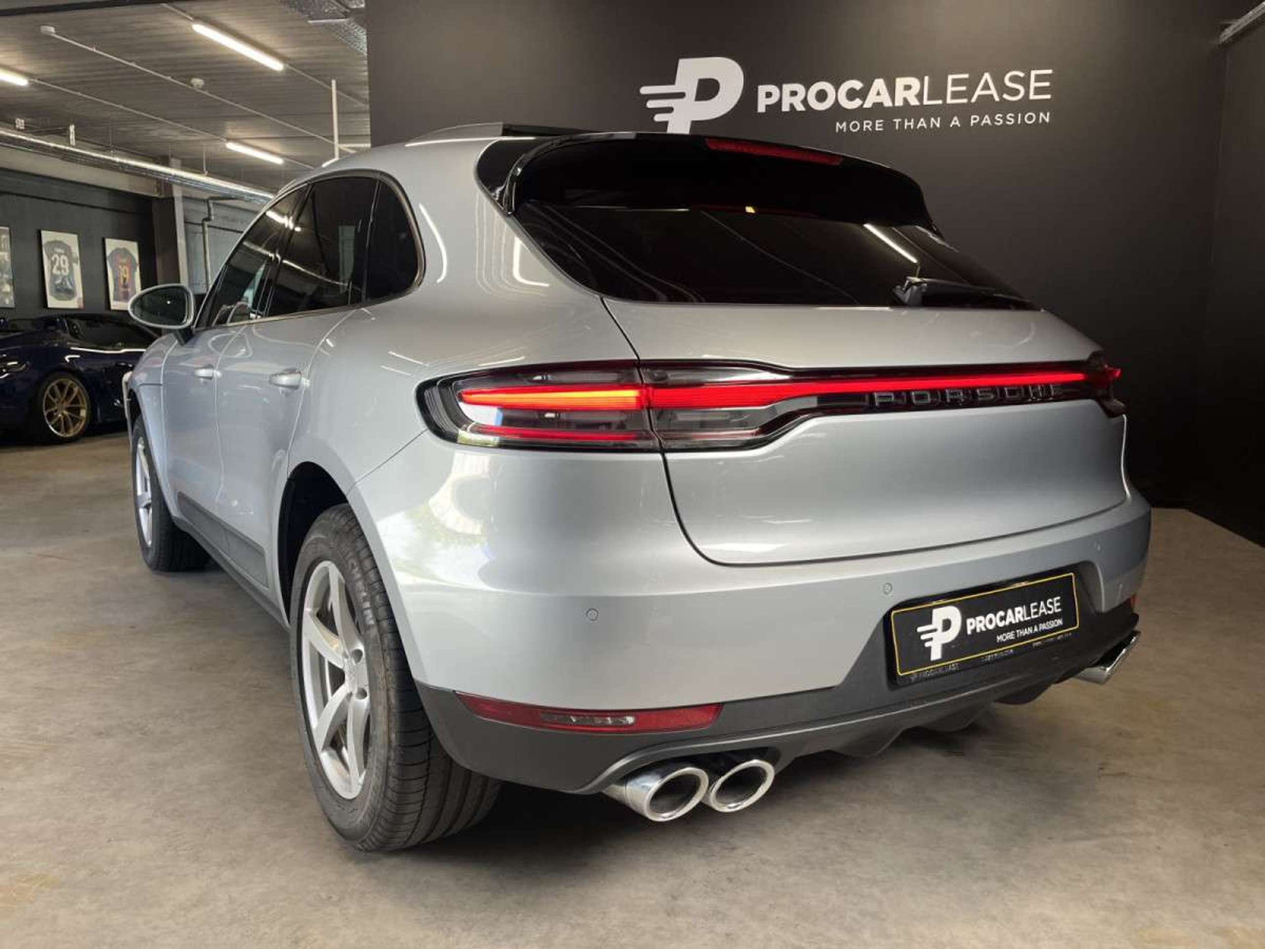 Porsche - Macan