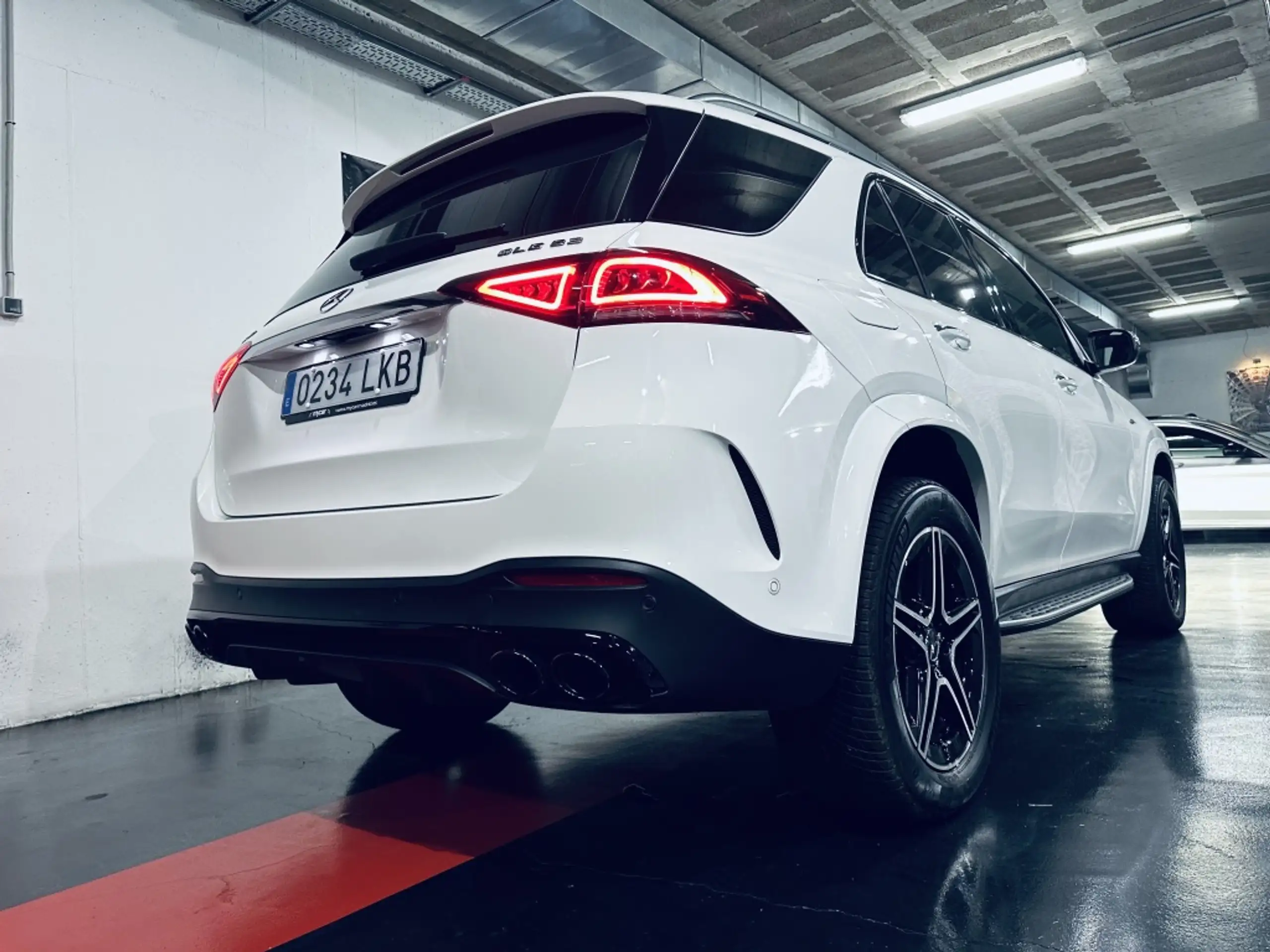 Mercedes-Benz - GLE 53 AMG