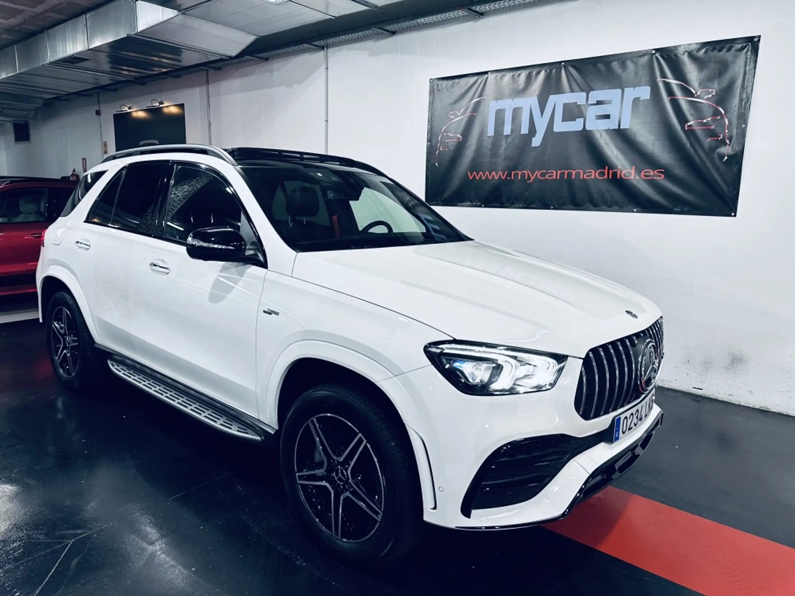 Mercedes-Benz - GLE 53 AMG