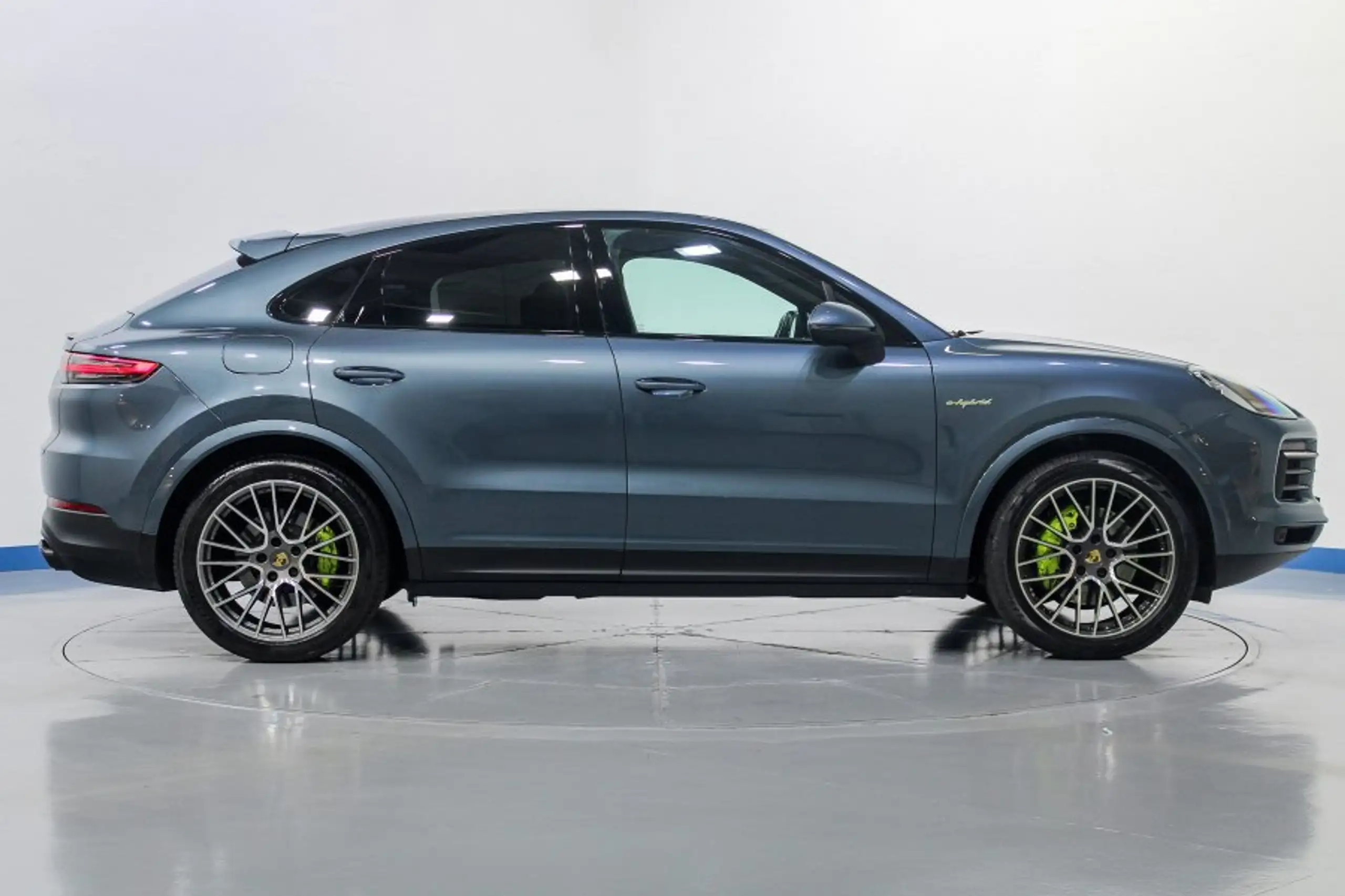 Porsche - Cayenne