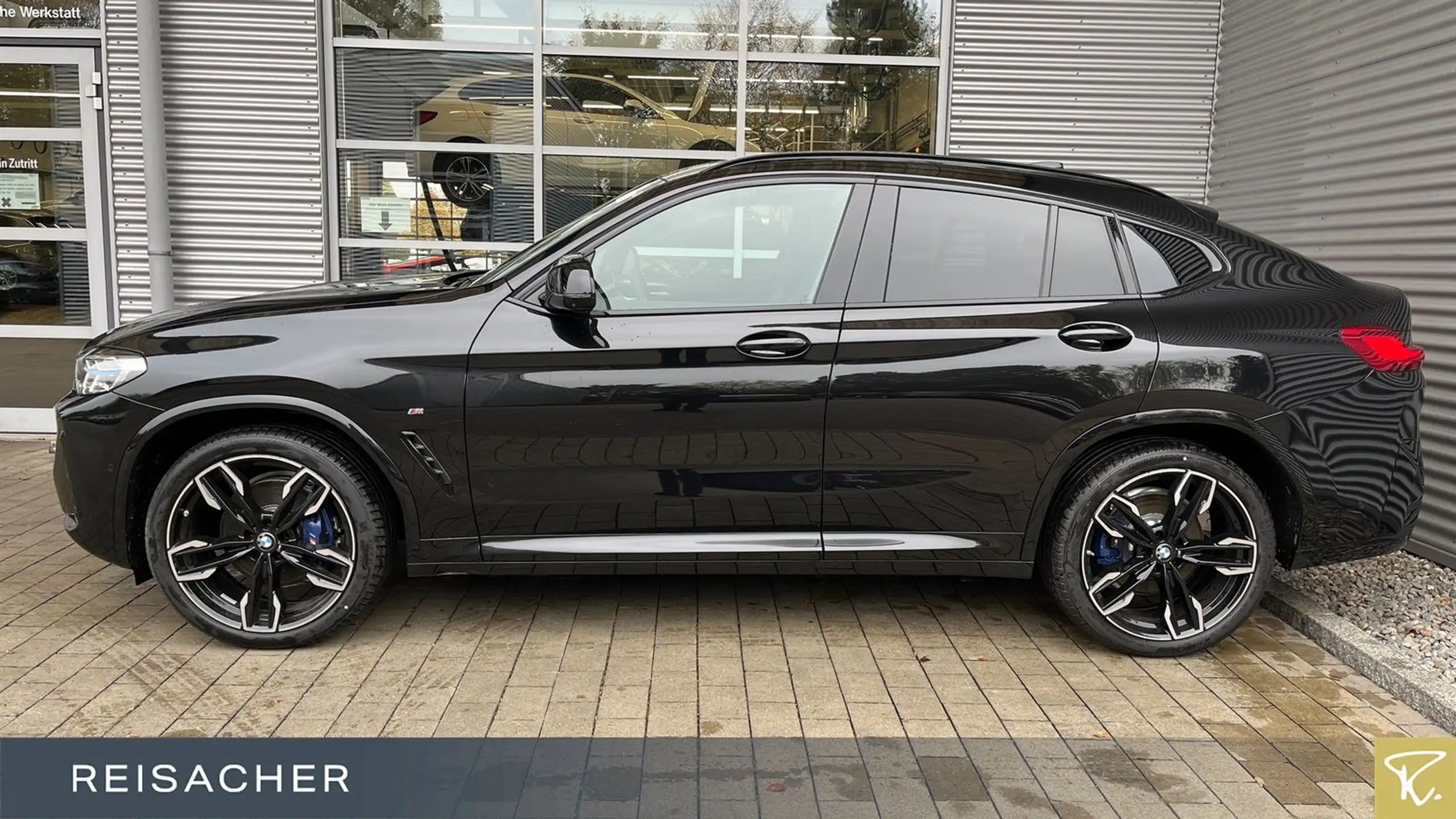 BMW - X4 M