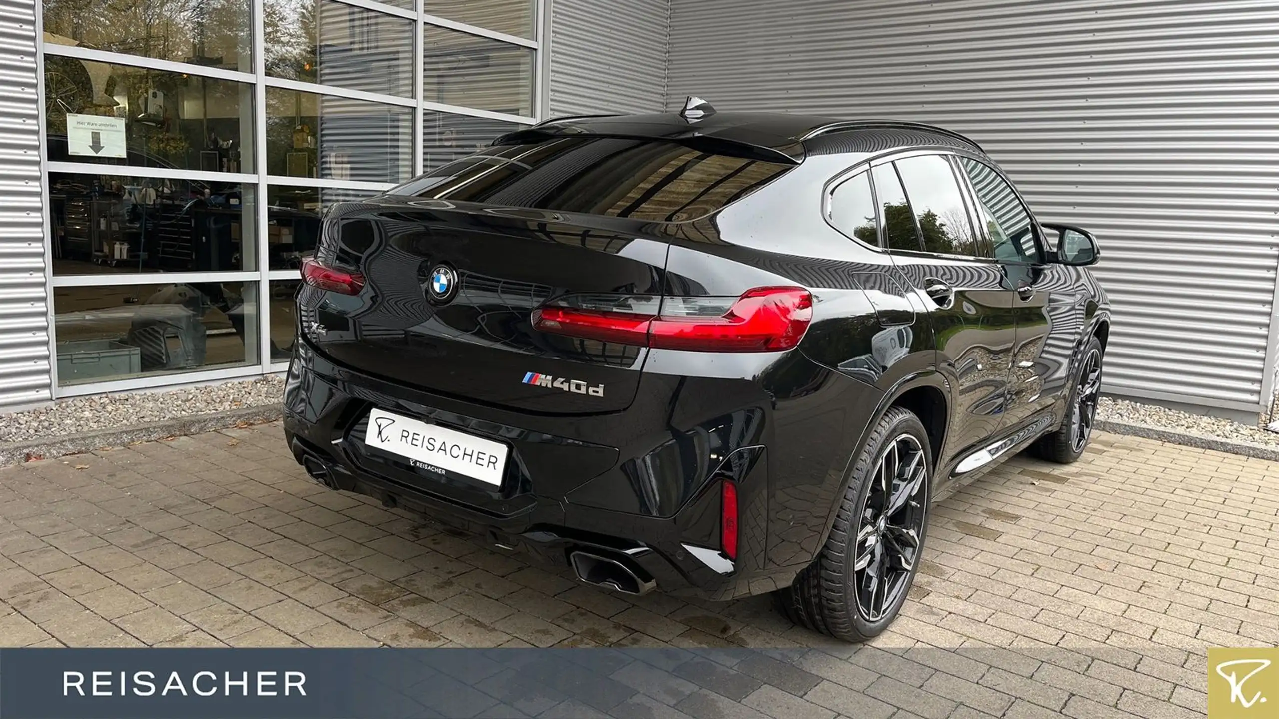 BMW - X4 M