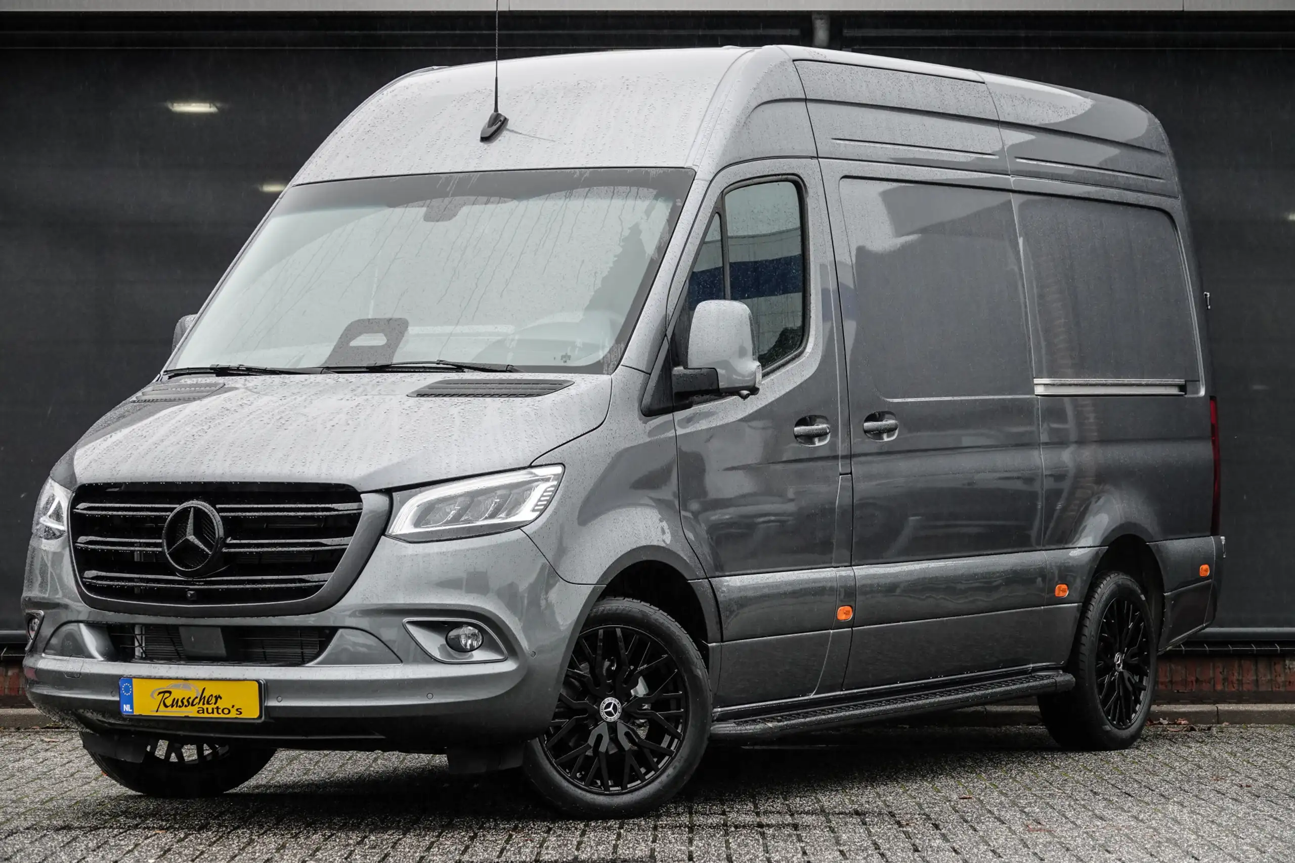 Mercedes-Benz - Sprinter