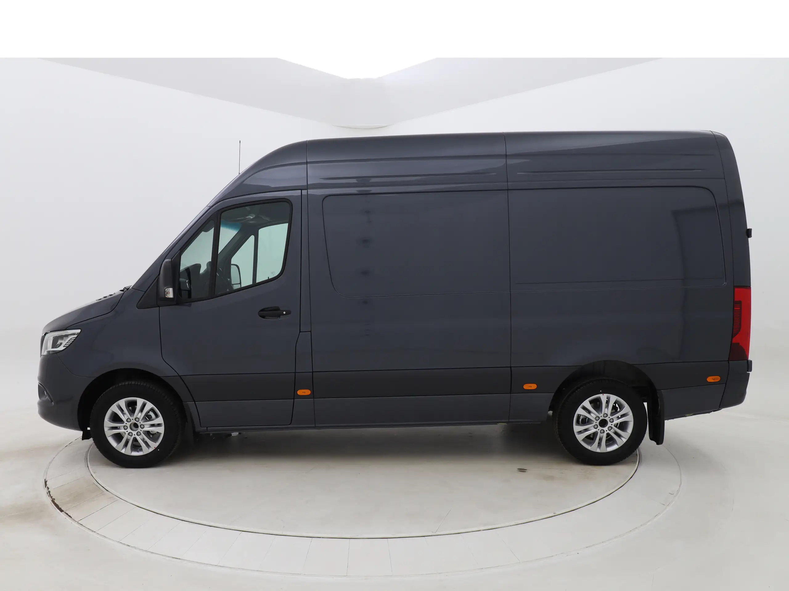 Mercedes-Benz - Sprinter