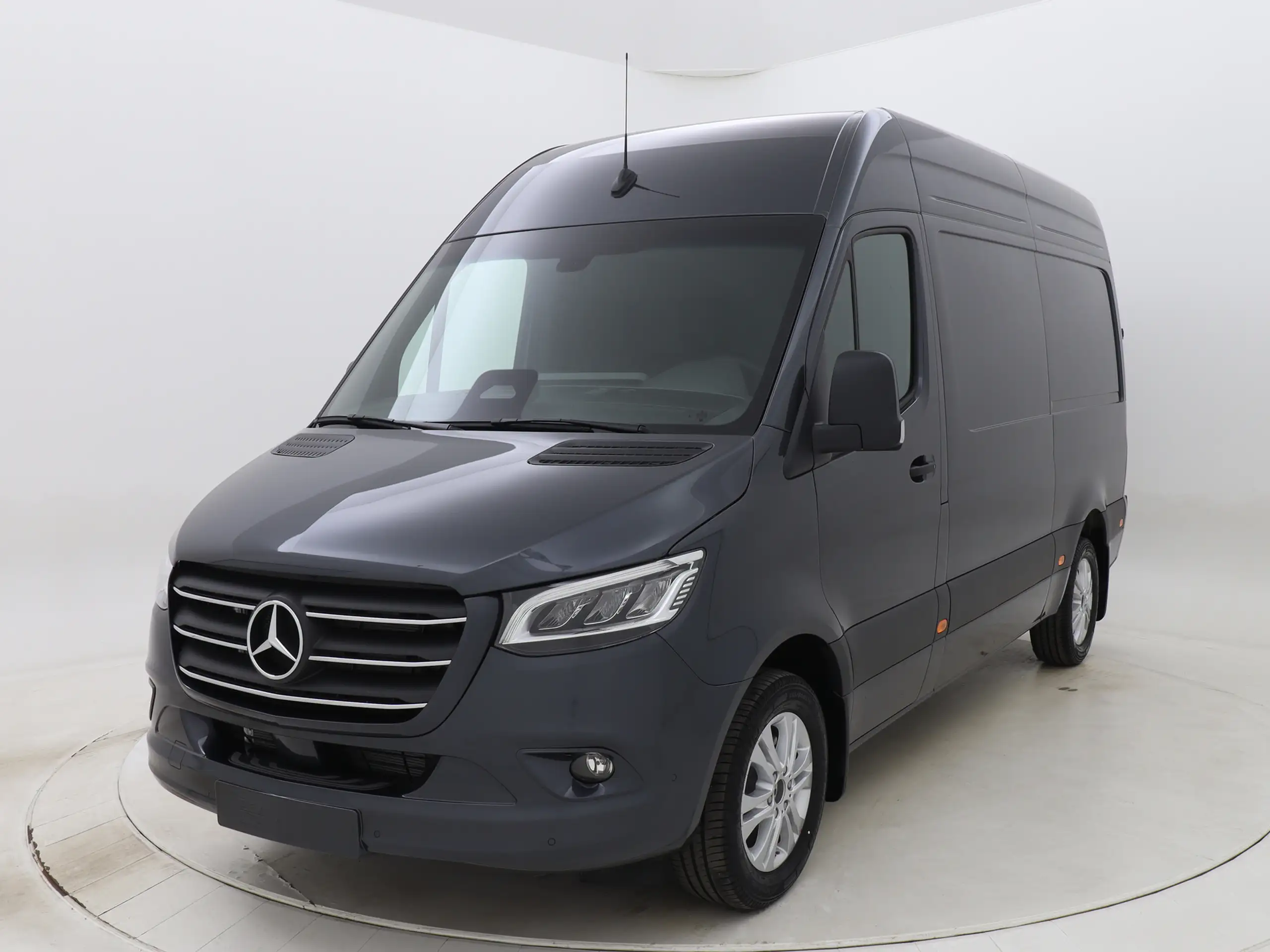 Mercedes-Benz - Sprinter